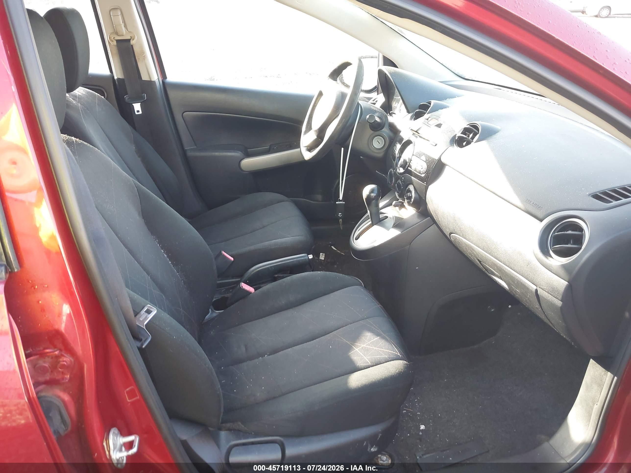 2014 Mazda Mazda2 Sport Maroon vin: JM1DE1KZ6E0173632