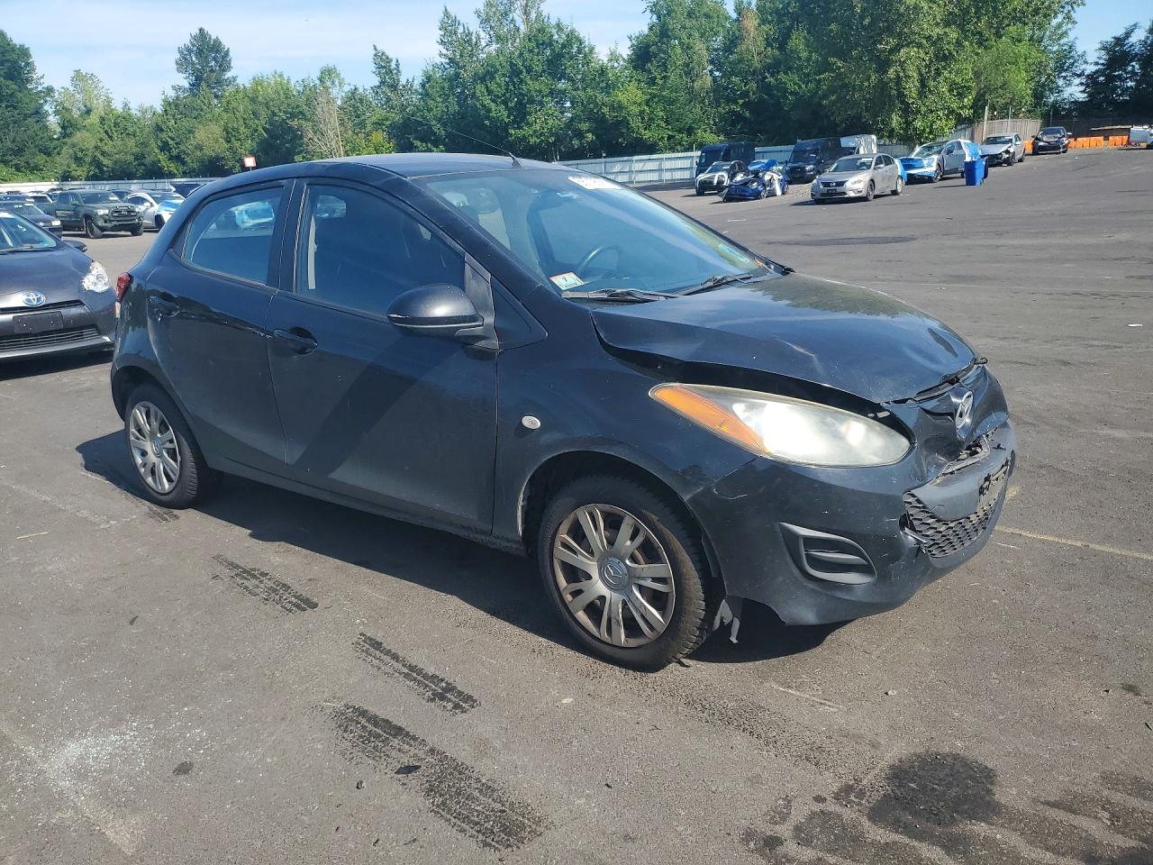 2013 Mazda Mazda2 Black vin: JM1DE1KZ7D0155848