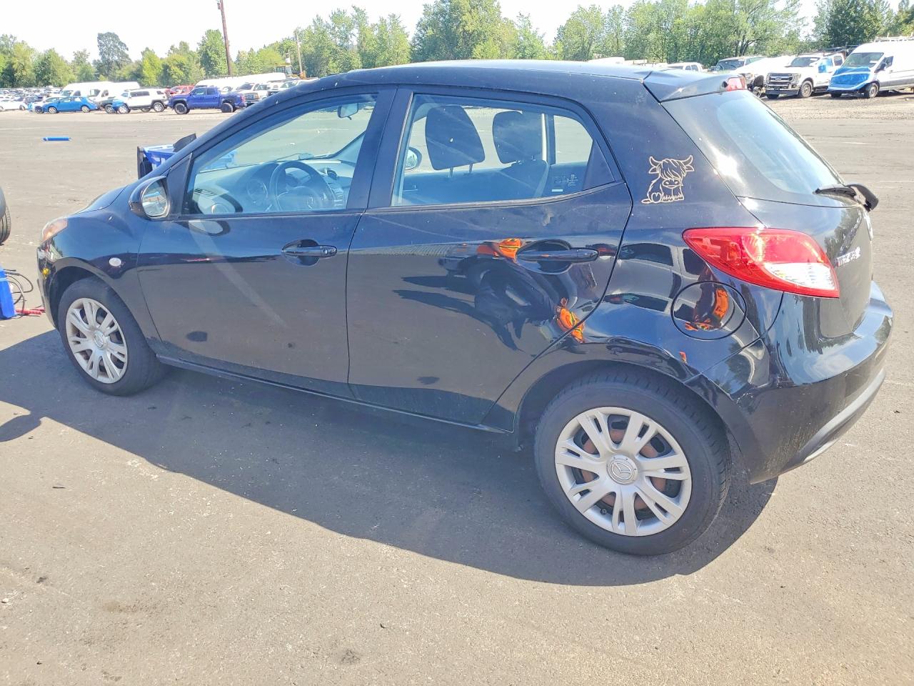 2012 Mazda Mazda2 Черный vin: JM1DE1KZ8C0147272