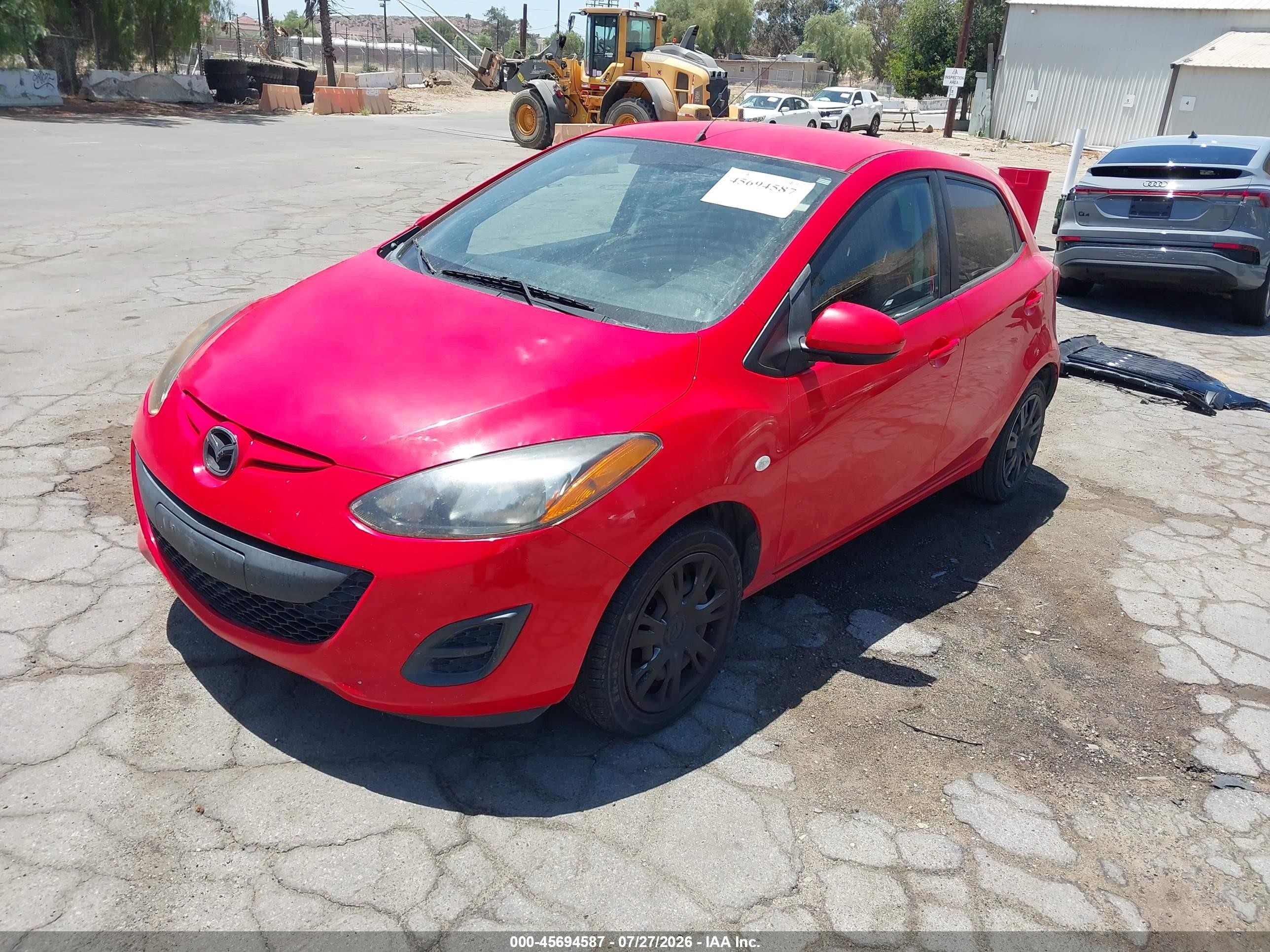 2014 Mazda Mazda2 Sport Красный vin: JM1DE1KZXE0174301