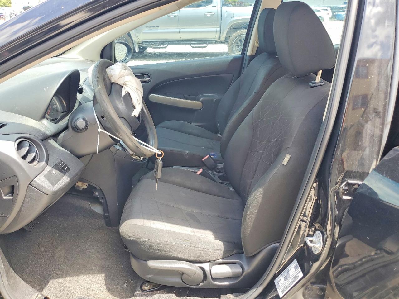 2014 Mazda Mazda2 Sport Black vin: JM1DE1KZXE0182091