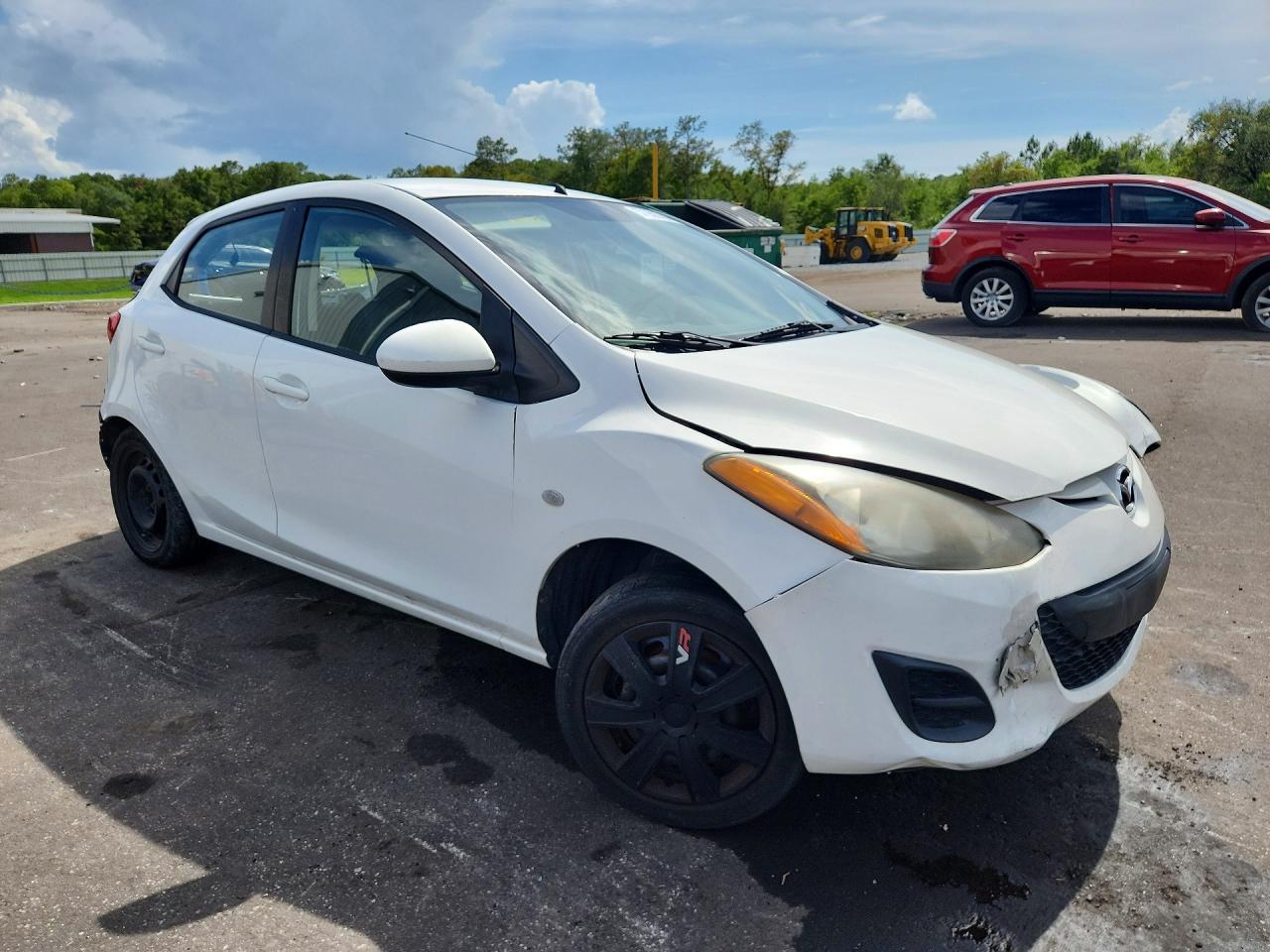 2014 Mazda Mazda2 Sport Белый vin: JM1DE1KZXE0182379