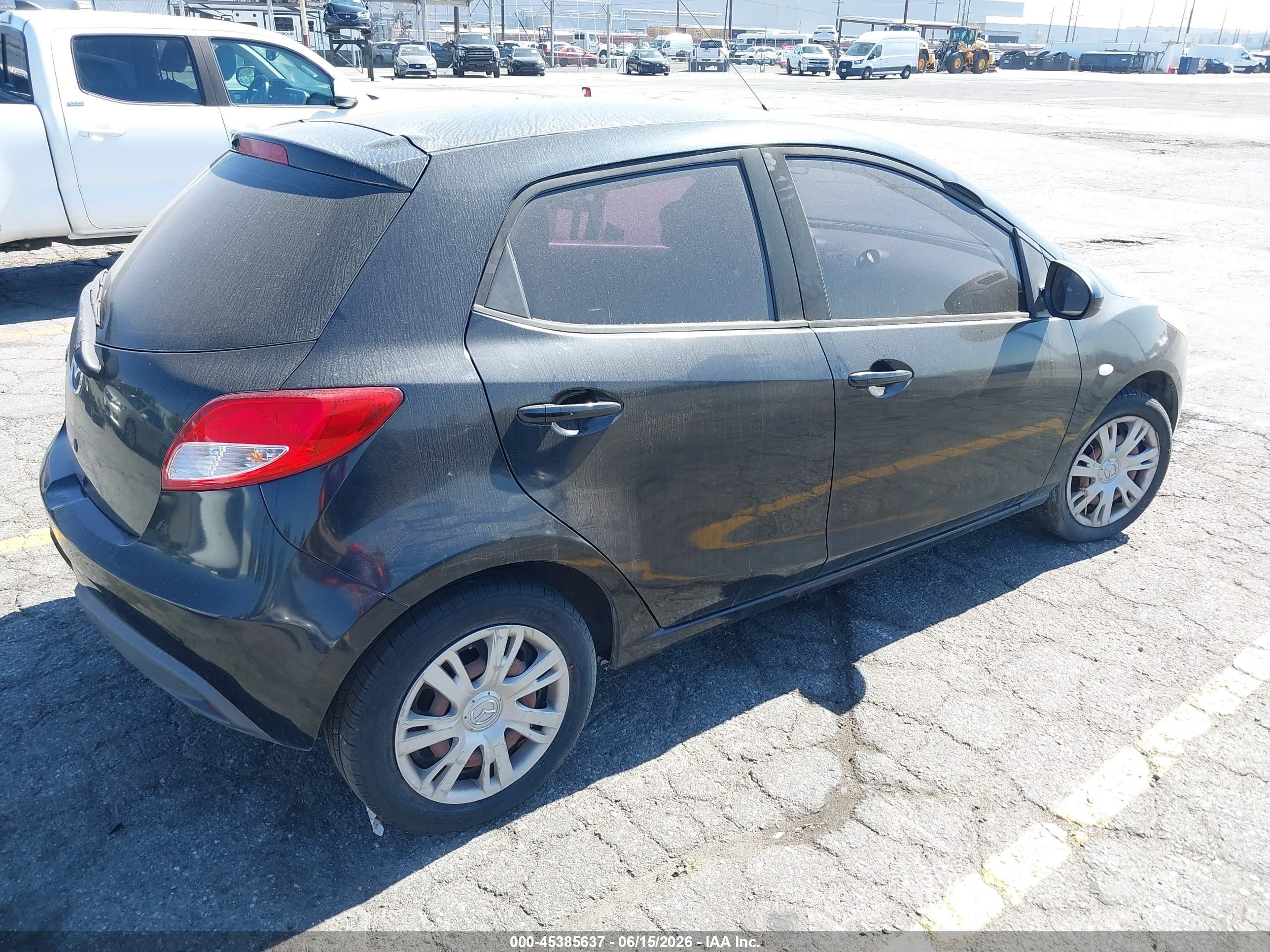 2014 Mazda Mazda2 Sport Black vin: JM1DE1KZXE0184780