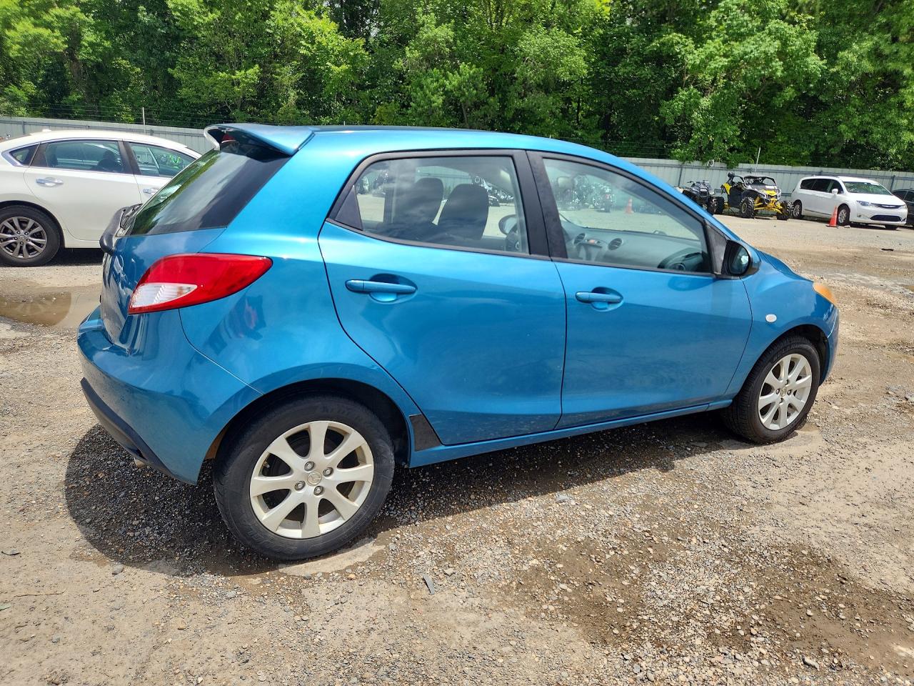 2012 Mazda Mazda2 Синий vin: JM1DE1LY2C0134698