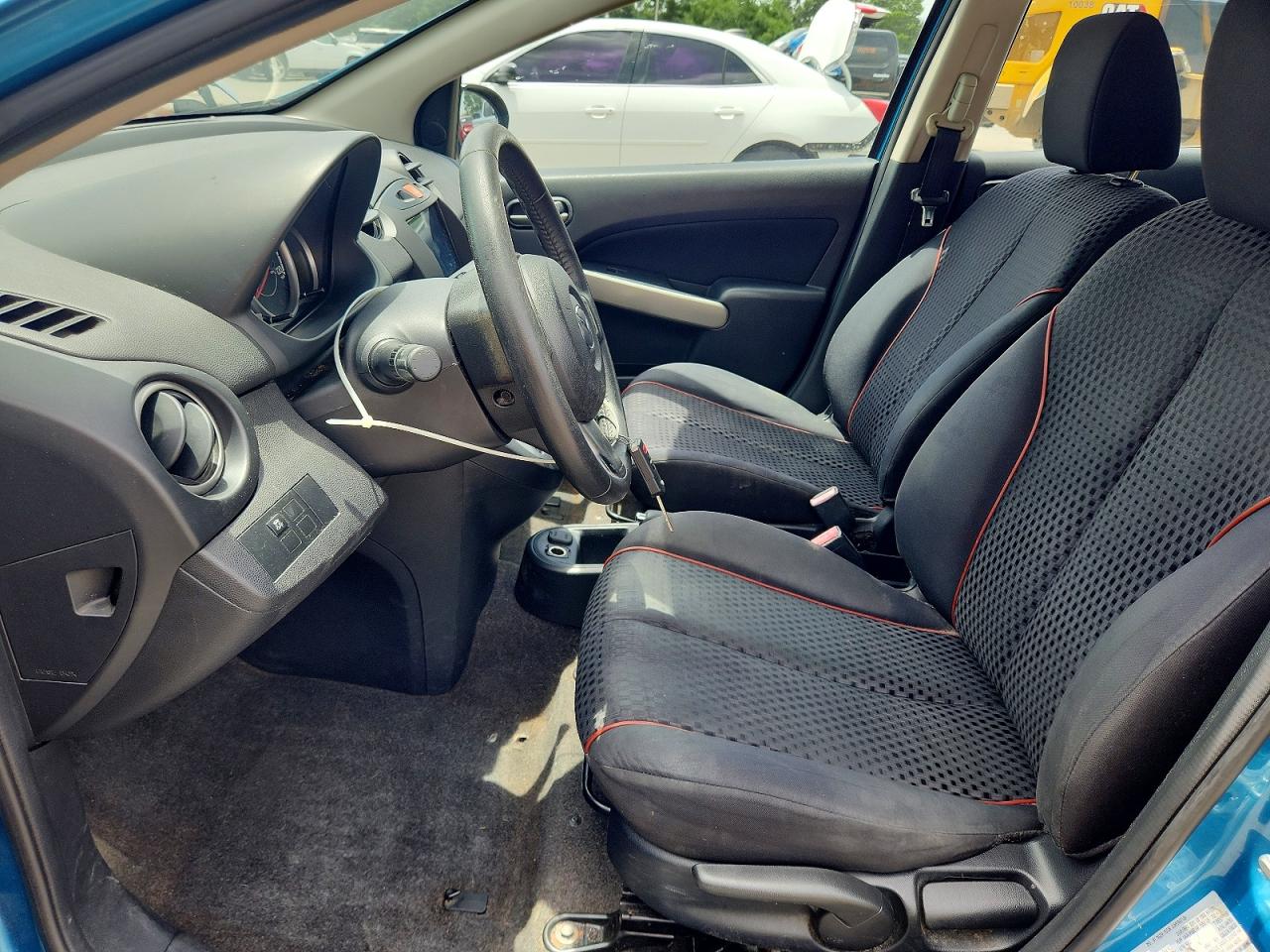 2012 Mazda Mazda2 Синий vin: JM1DE1LY2C0134698
