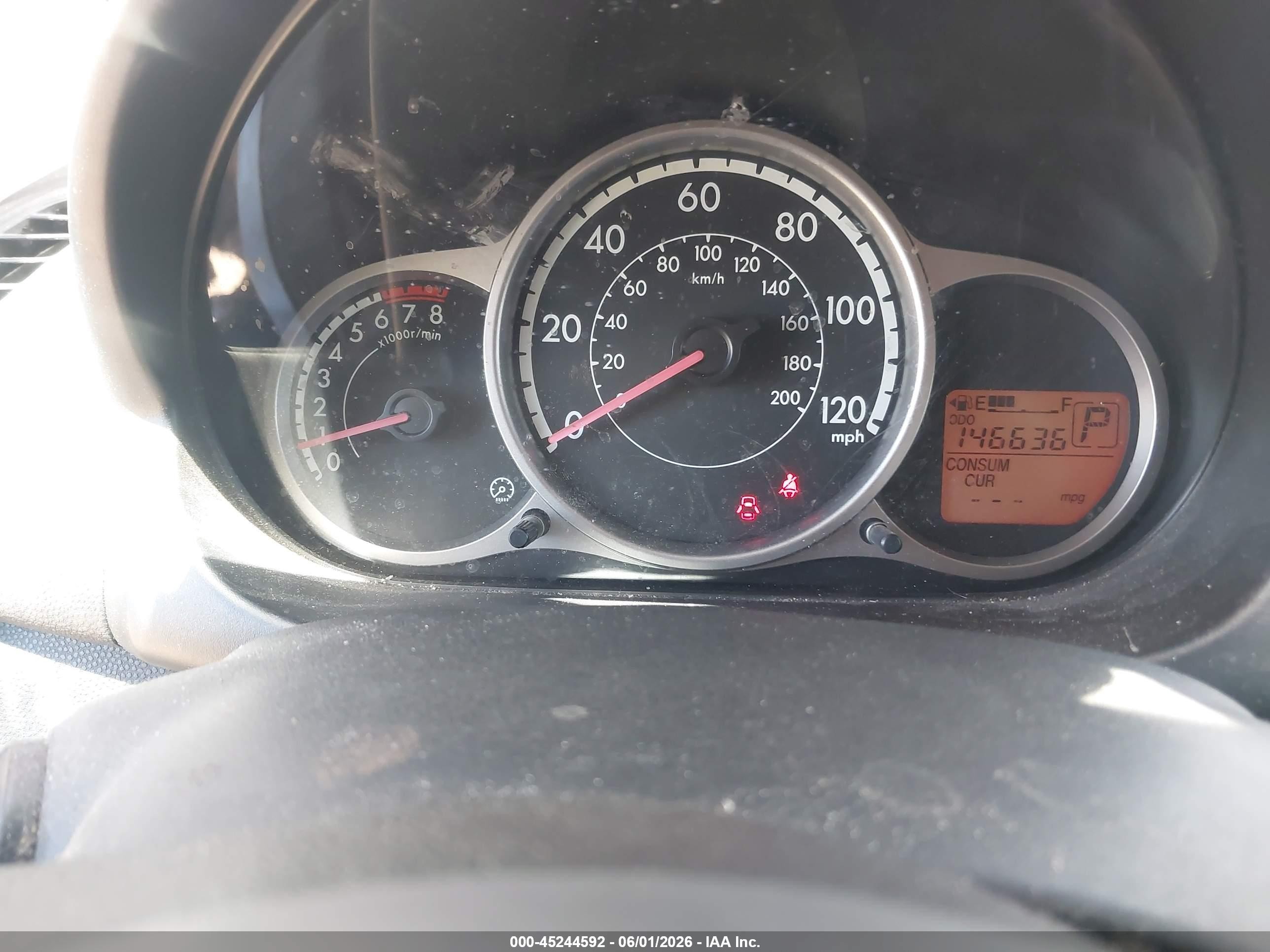 2012 Mazda Mazda2 Touring Silver vin: JM1DE1LY7C0140657