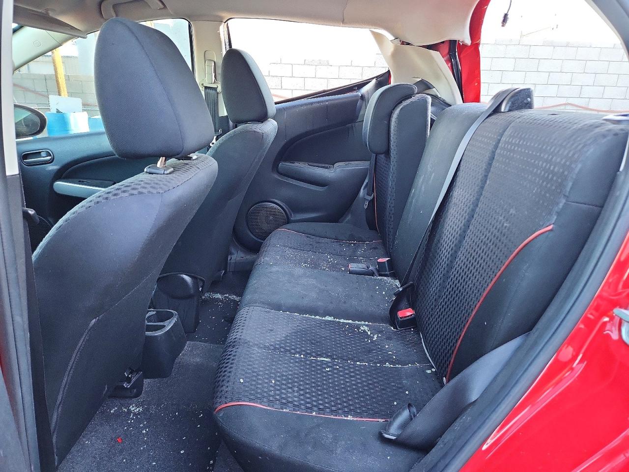 2013 Mazda Mazda Red vin: JM1DE1LY7D0158898
