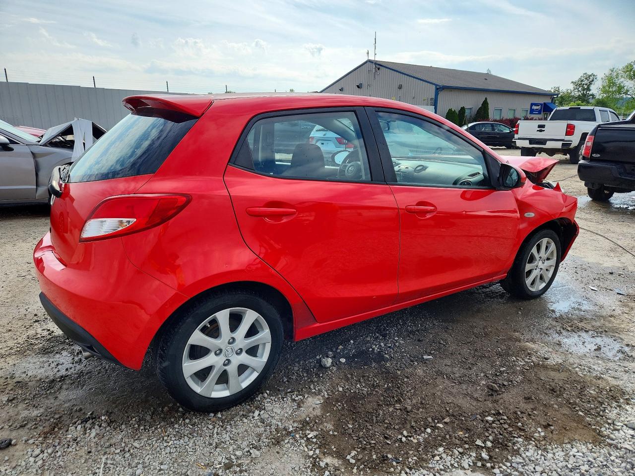 2012 Mazda Mazda2 Red vin: JM1DE1LY8C0139257