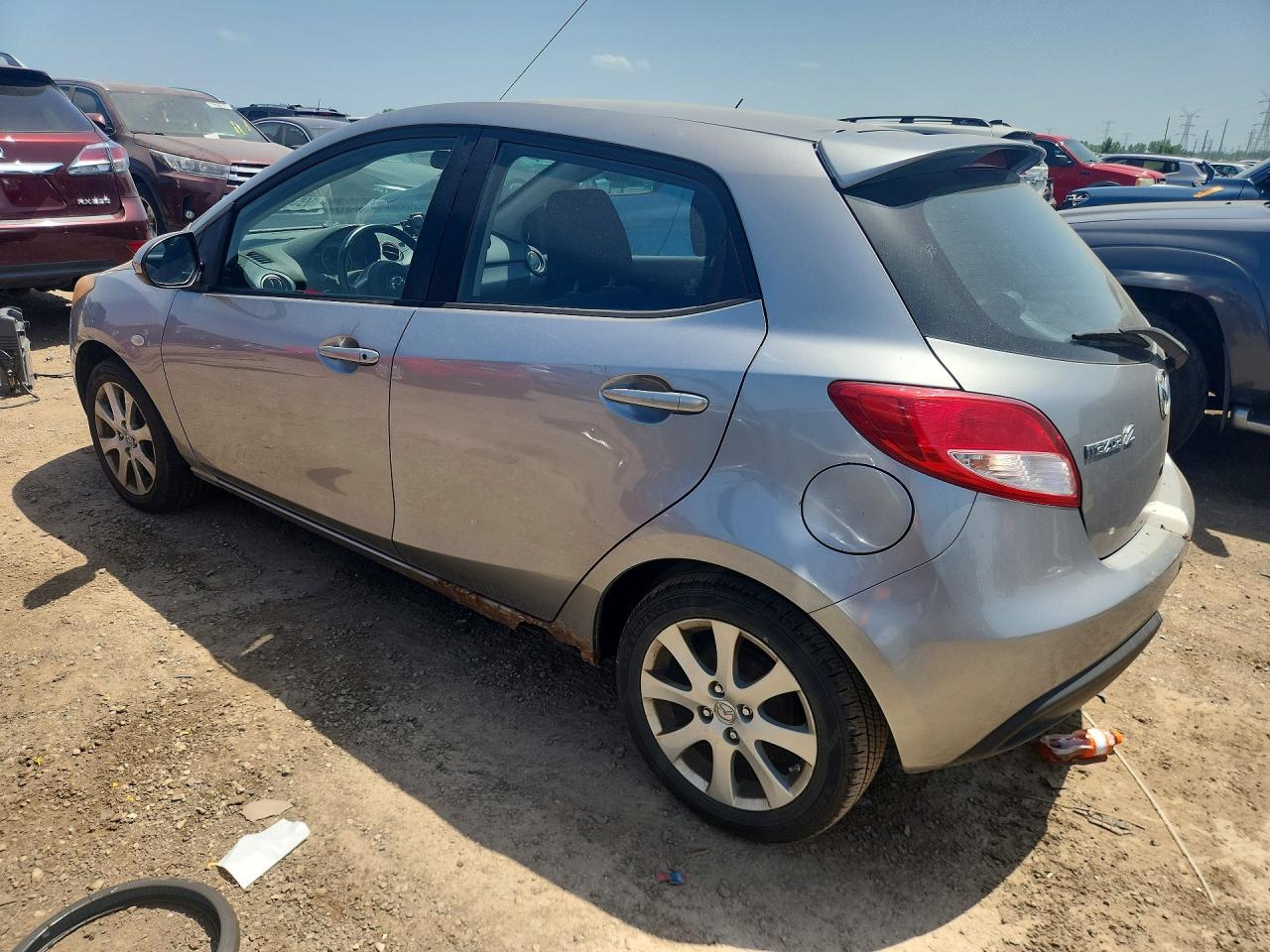 2012 Mazda Mazda2 Silver vin: JM1DE1LY8C0146287