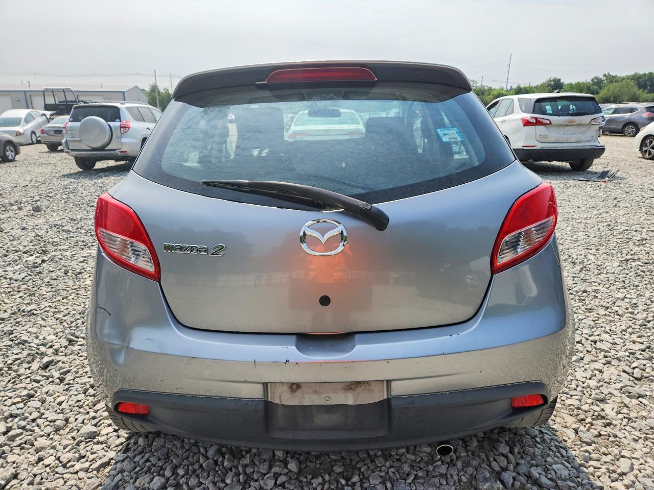 2012 Mazda Mazda2 Silver vin: JM1DE1LYXC0135257