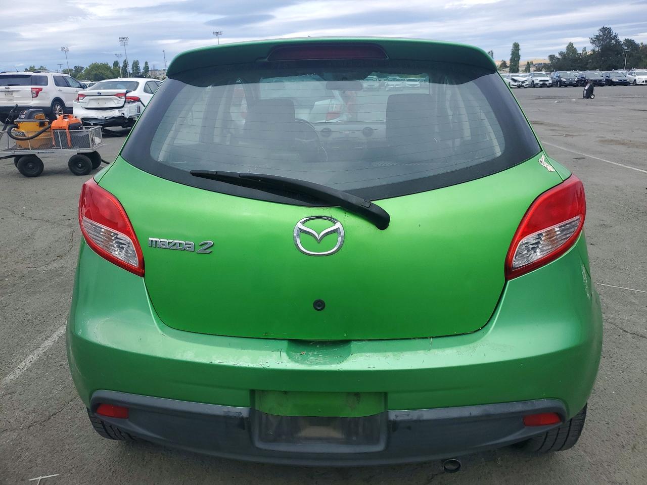 2012 Mazda Mazda2 Green vin: JM1DE1LZ1C0141019
