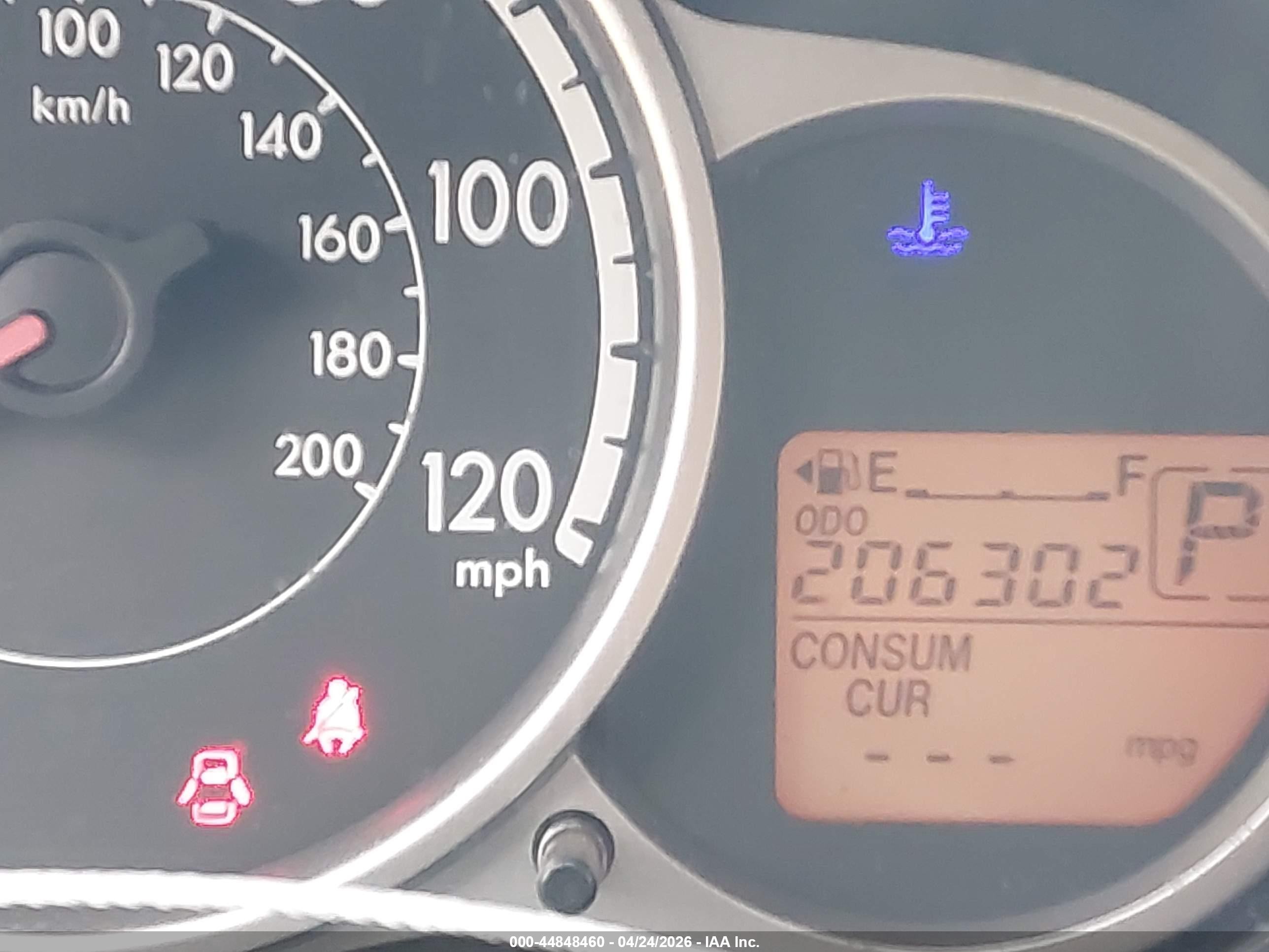 2012 Mazda Mazda2 Touring Silver vin: JM1DE1LZ1C0152120