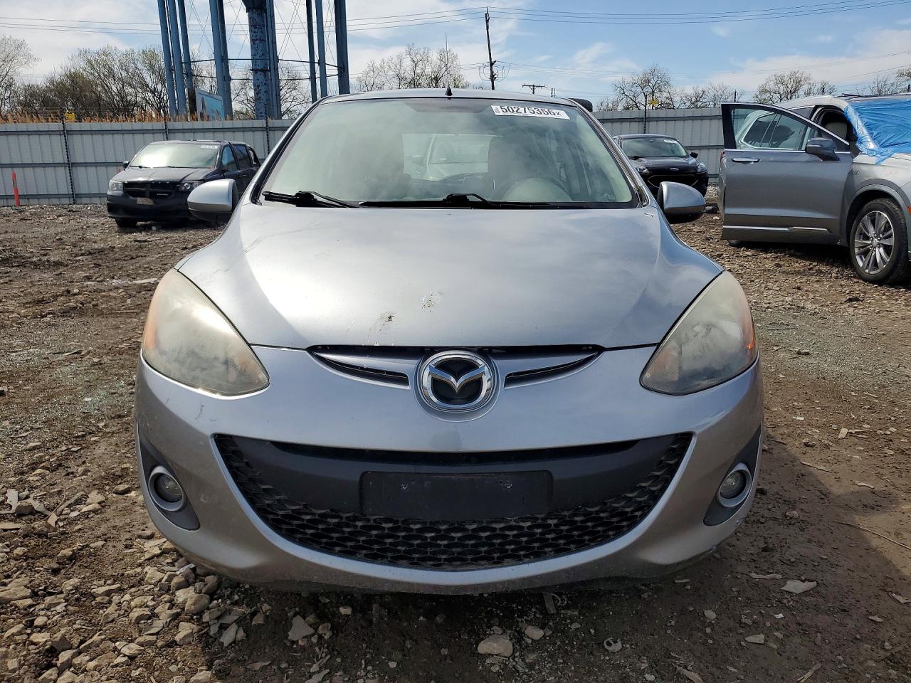 2013 Mazda Mazda2 Gray vin: JM1DE1LZ1D0157772