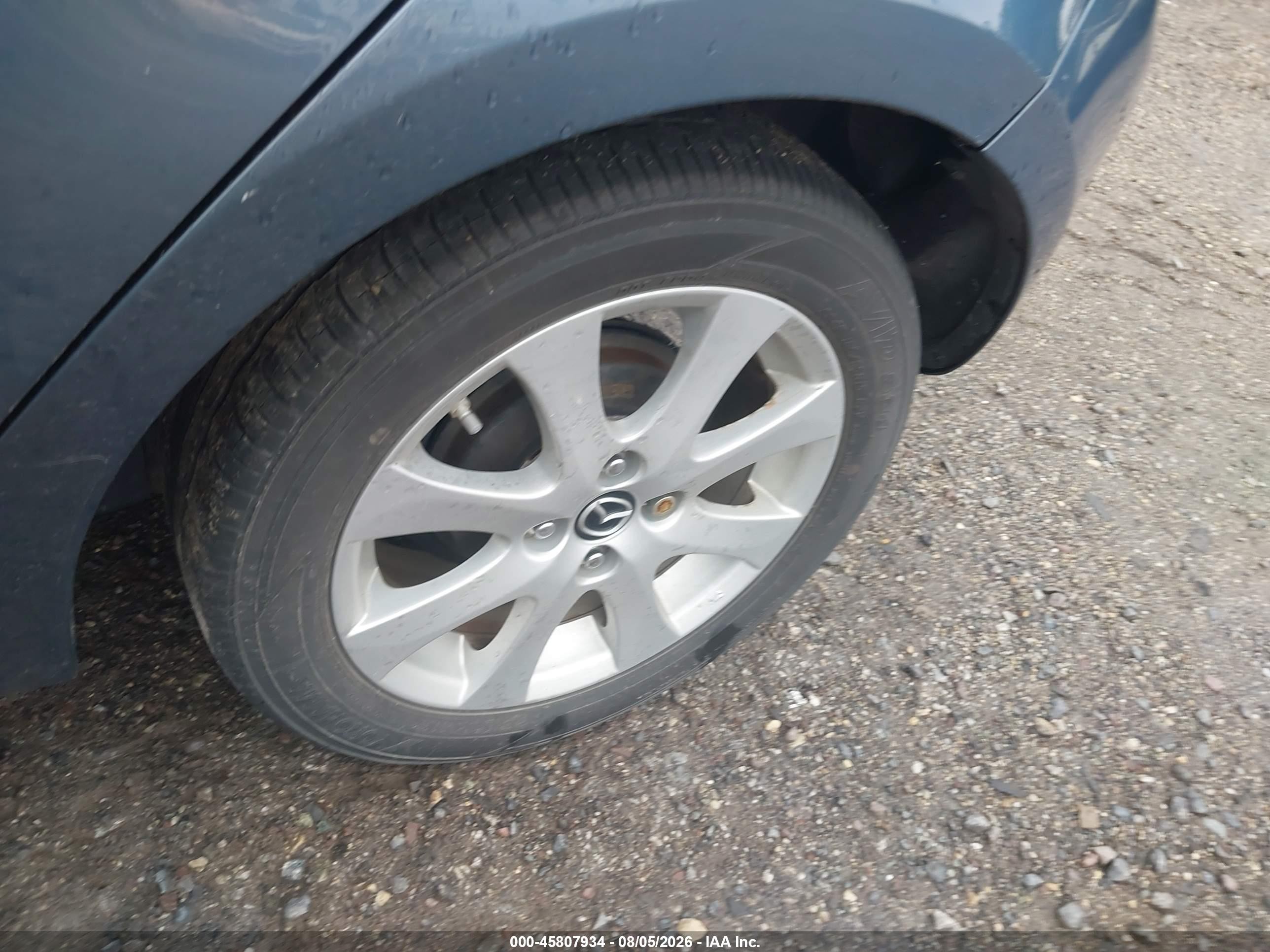 2014 Mazda Mazda2 Touring Blue vin: JM1DE1LZ1E0177862