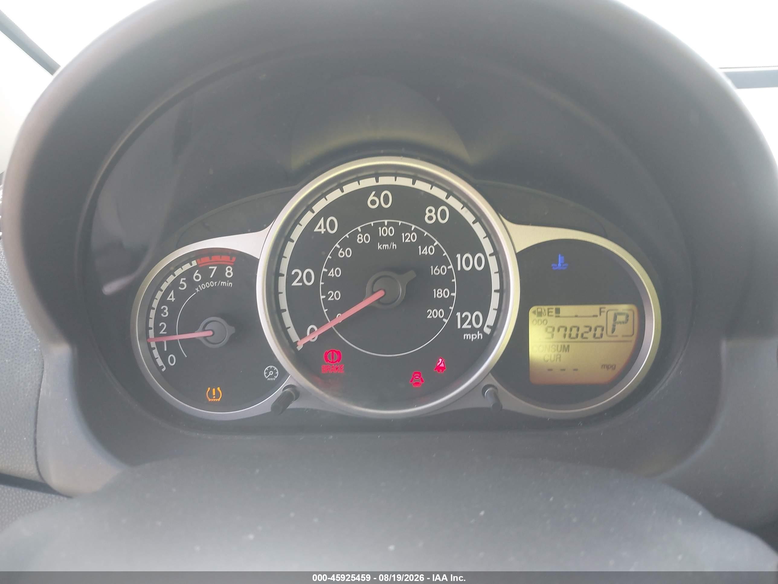 2012 Mazda Mazda2 Touring Silver vin: JM1DE1LZ7C0141431