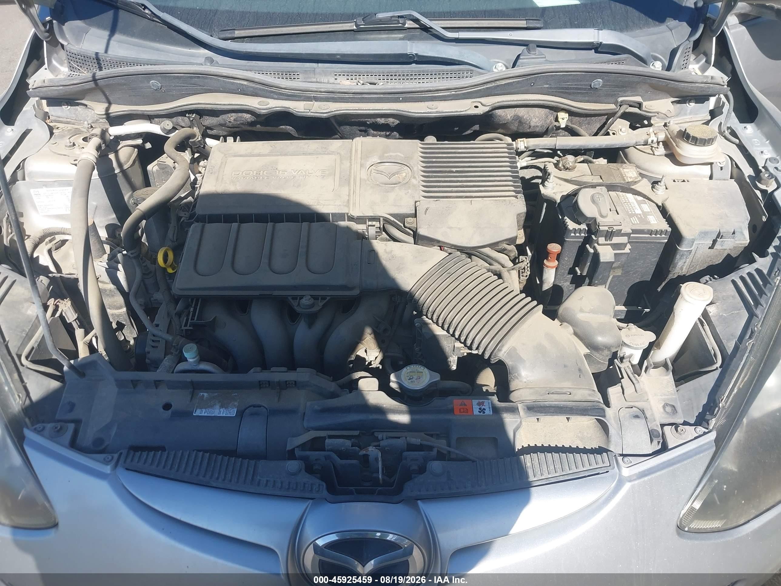 2012 Mazda Mazda2 Touring Silver vin: JM1DE1LZ7C0141431
