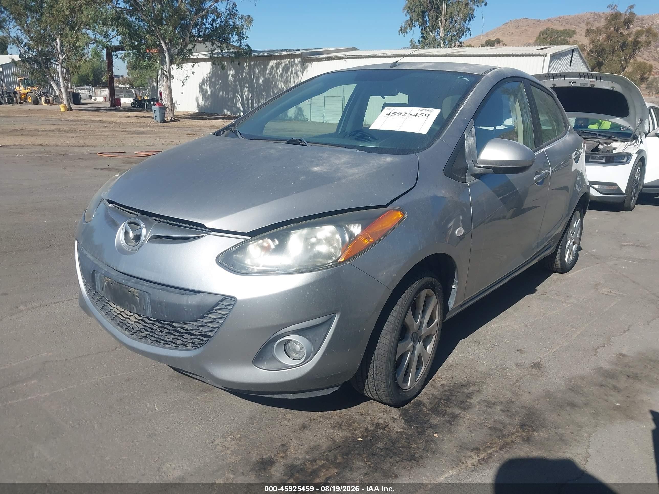 2012 Mazda Mazda2 Touring Silver vin: JM1DE1LZ7C0141431