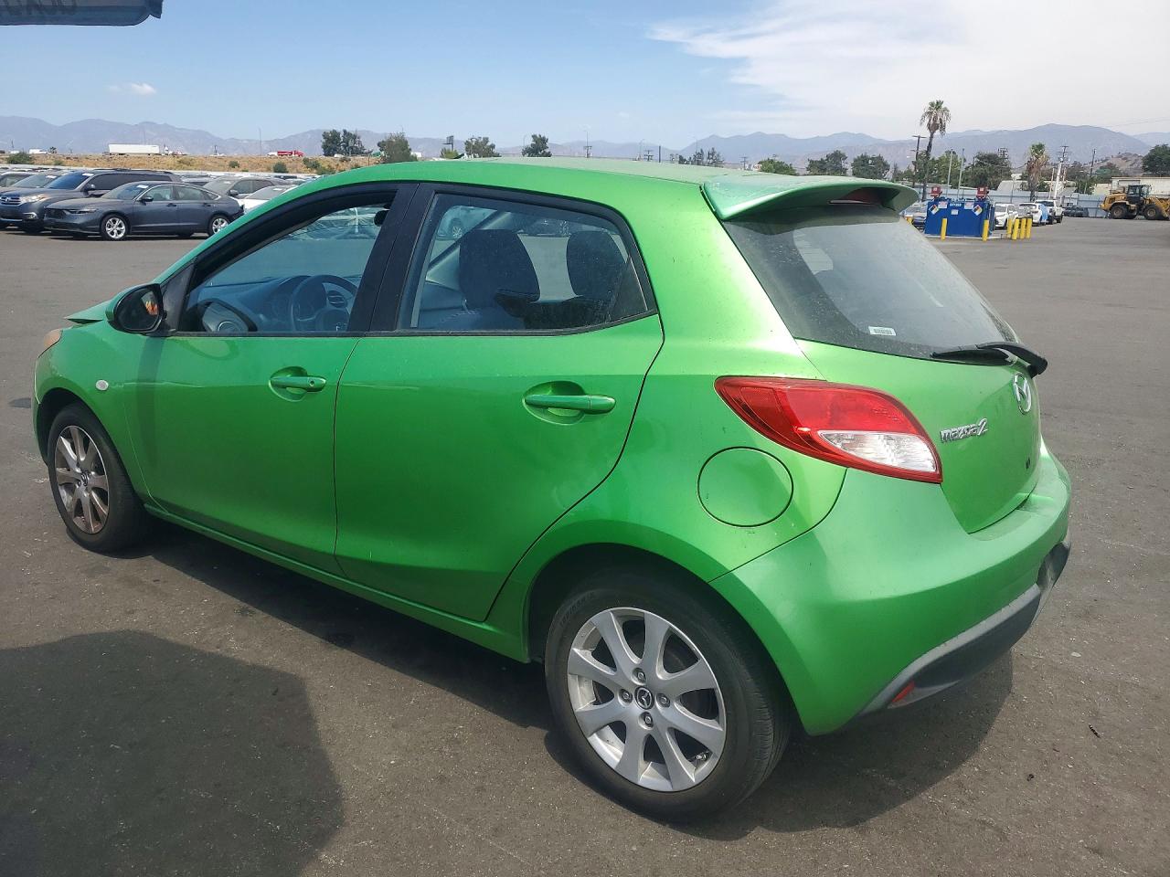 2013 Mazda Mazda2 Green vin: JM1DE1LZ7D0160062