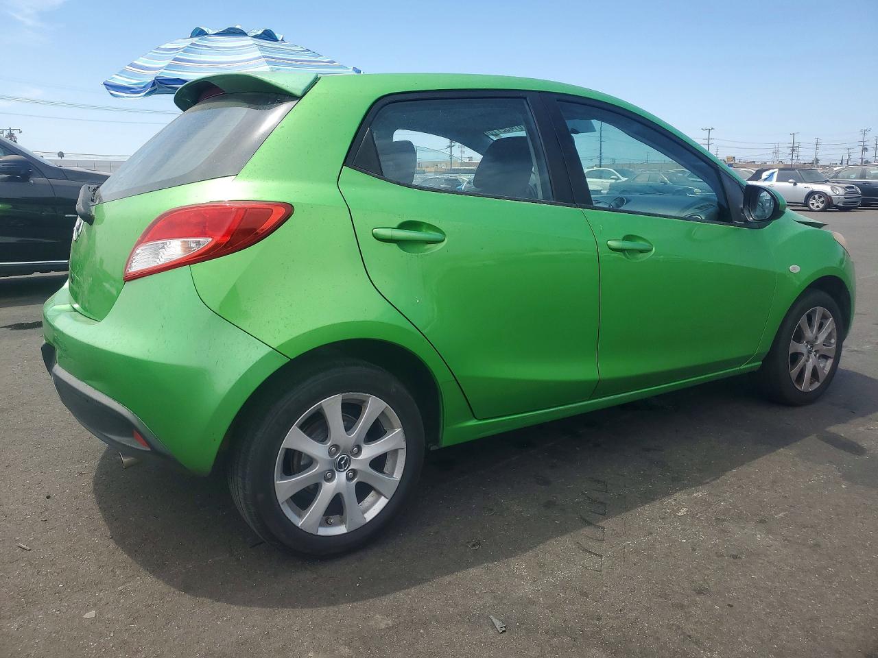 2013 Mazda Mazda2 Green vin: JM1DE1LZ7D0160062