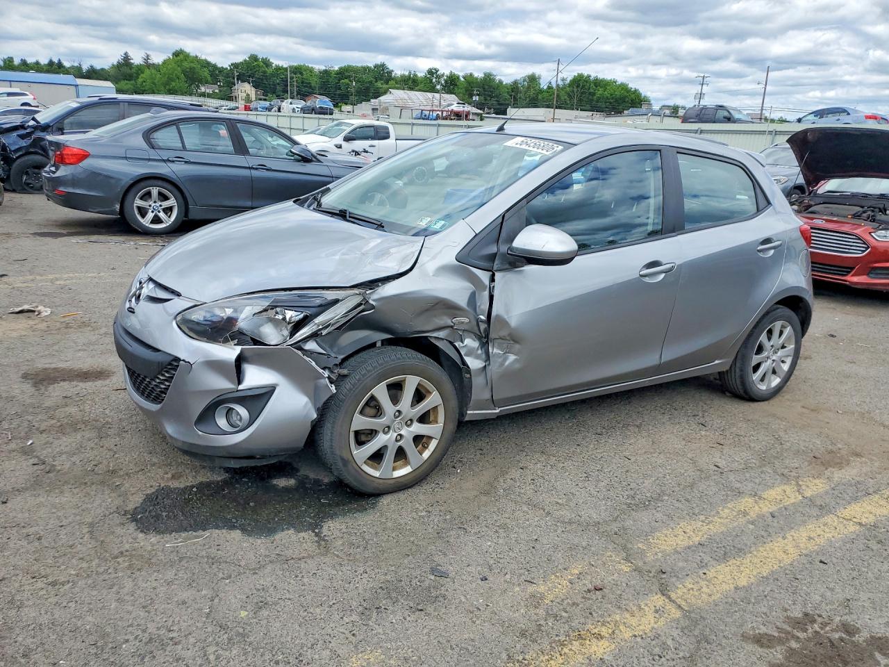 2012 Mazda Mazda2 Sport Silver vin: JM1DE1LZ9C0144900