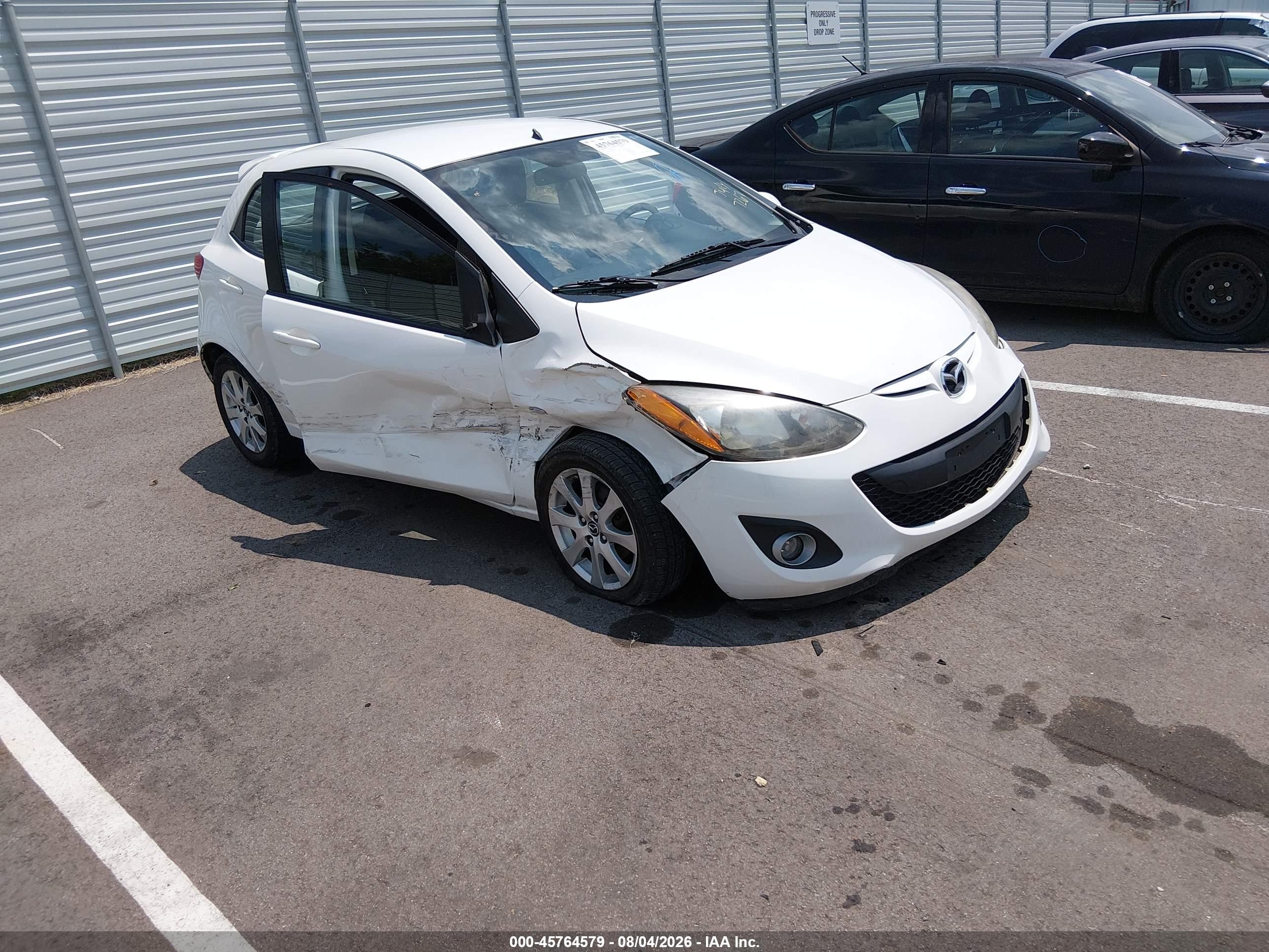 2014 Mazda Mazda2 Touring Белый vin: JM1DE1LZ9E0177267