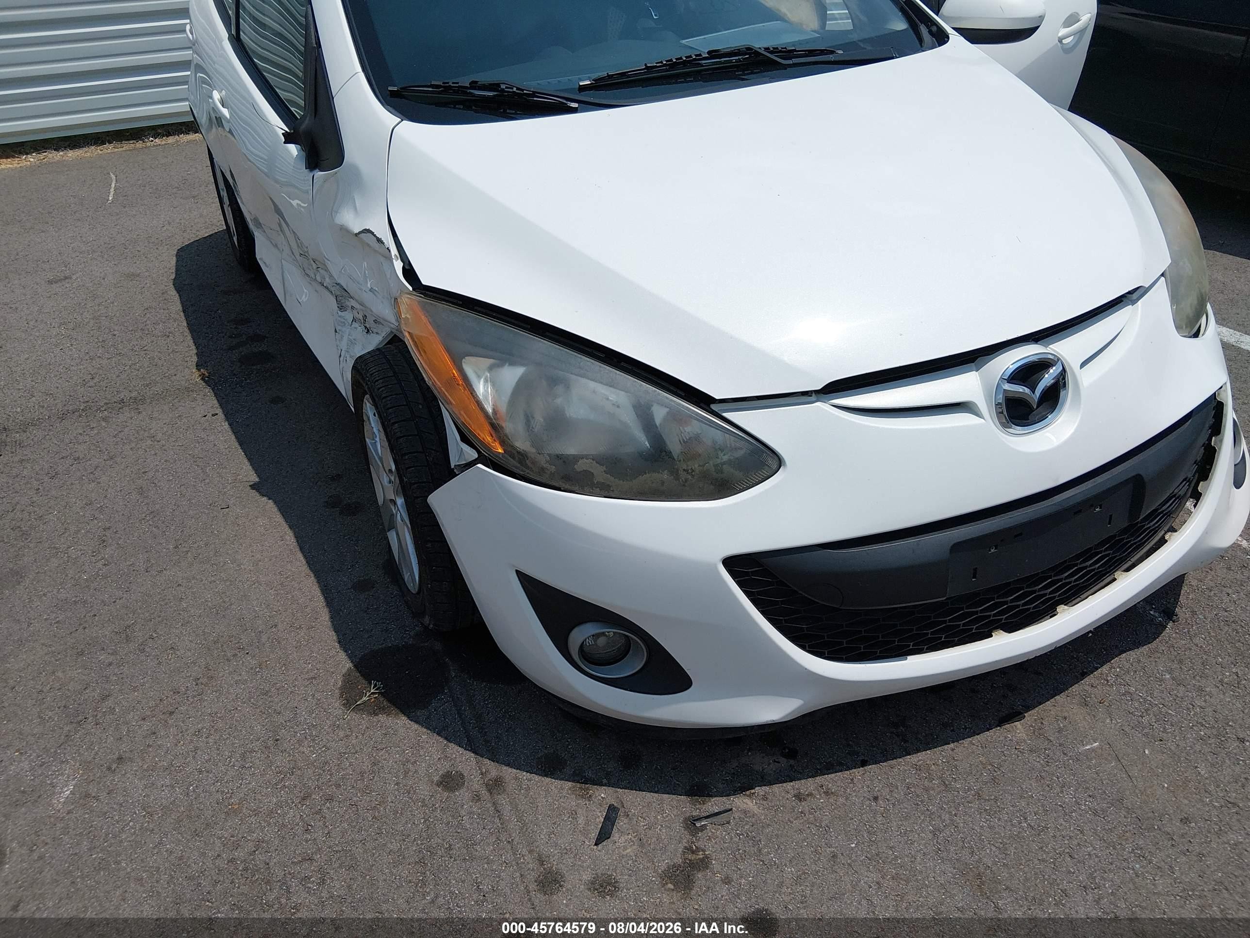 2014 Mazda Mazda2 Touring Белый vin: JM1DE1LZ9E0177267