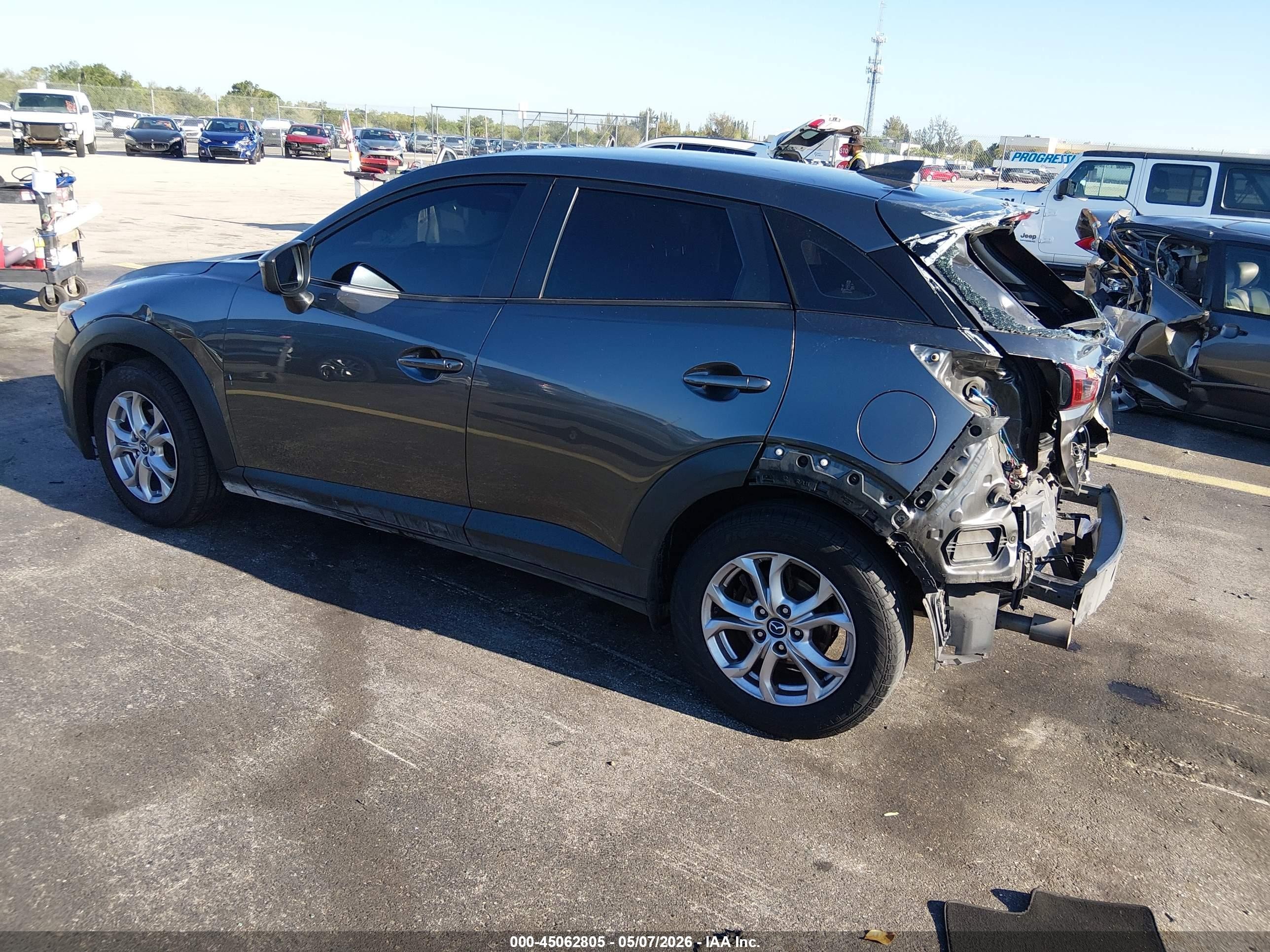 2019 Mazda Cx-3 Sport Серый vin: JM1DKDB74K0445258