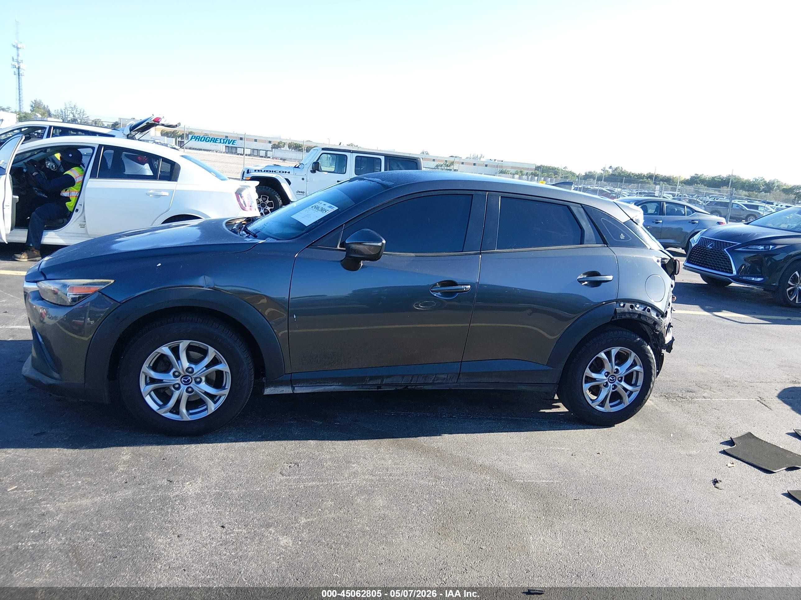 2019 Mazda Cx-3 Sport Серый vin: JM1DKDB74K0445258