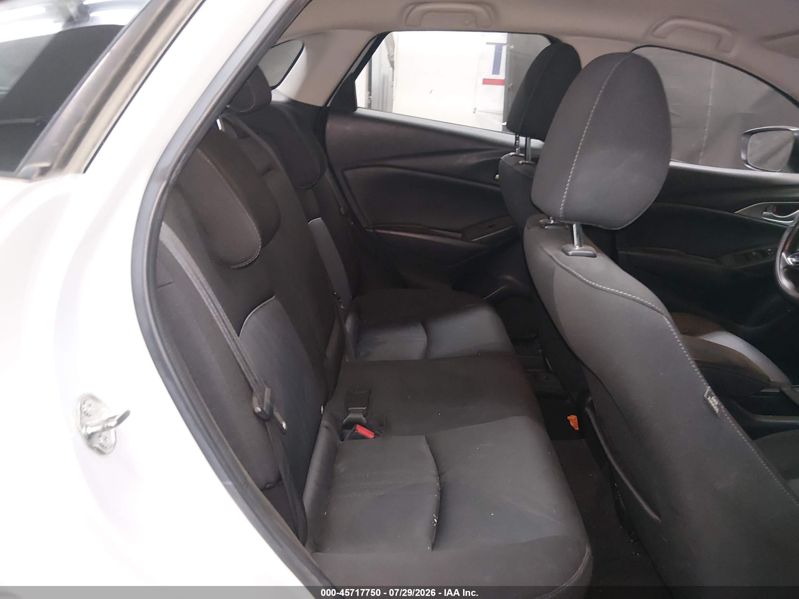 2020 Mazda Cx-3 Sport Gray vin: JM1DKDB74L1465327