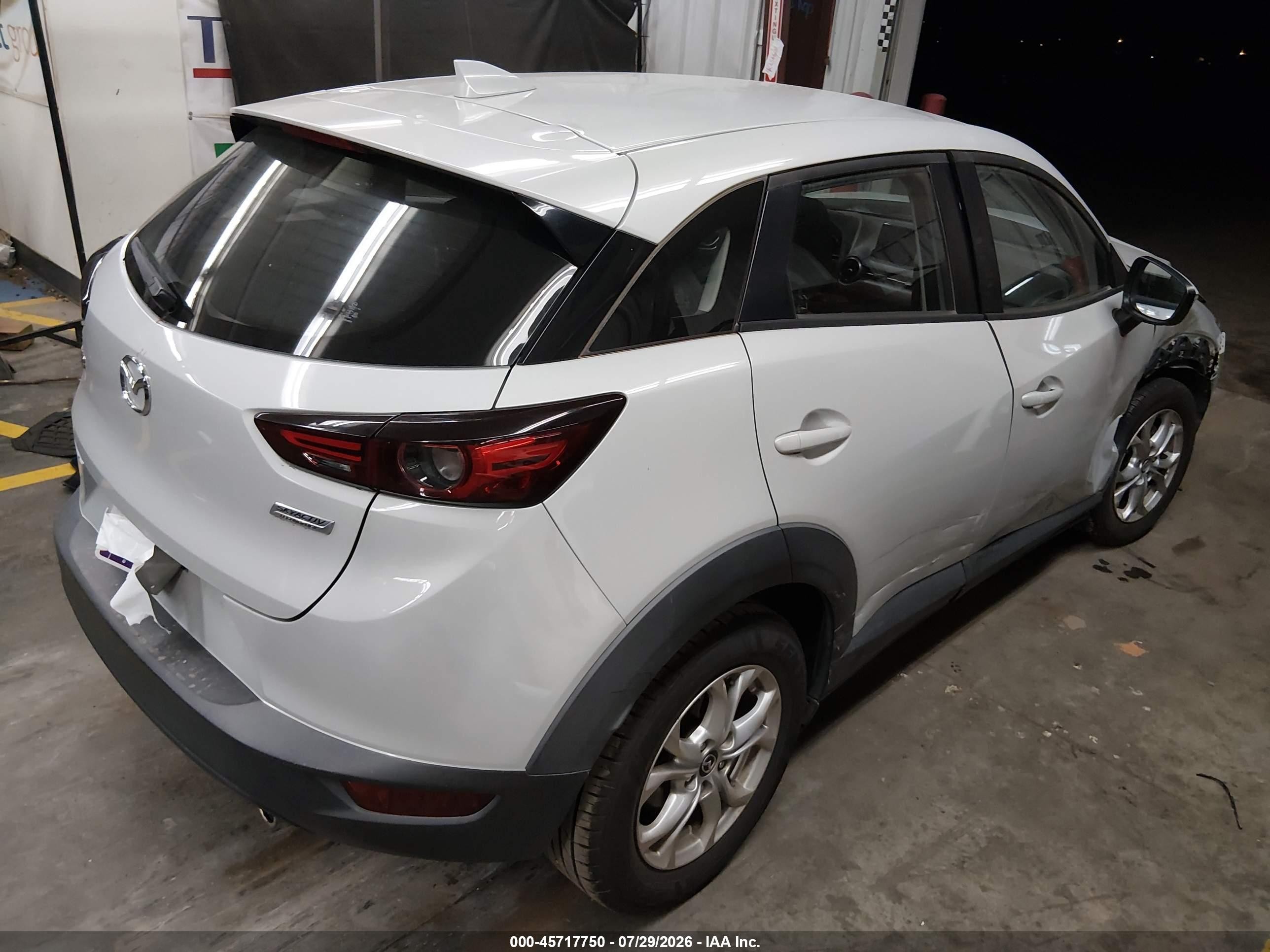 2020 Mazda Cx-3 Sport Gray vin: JM1DKDB74L1465327