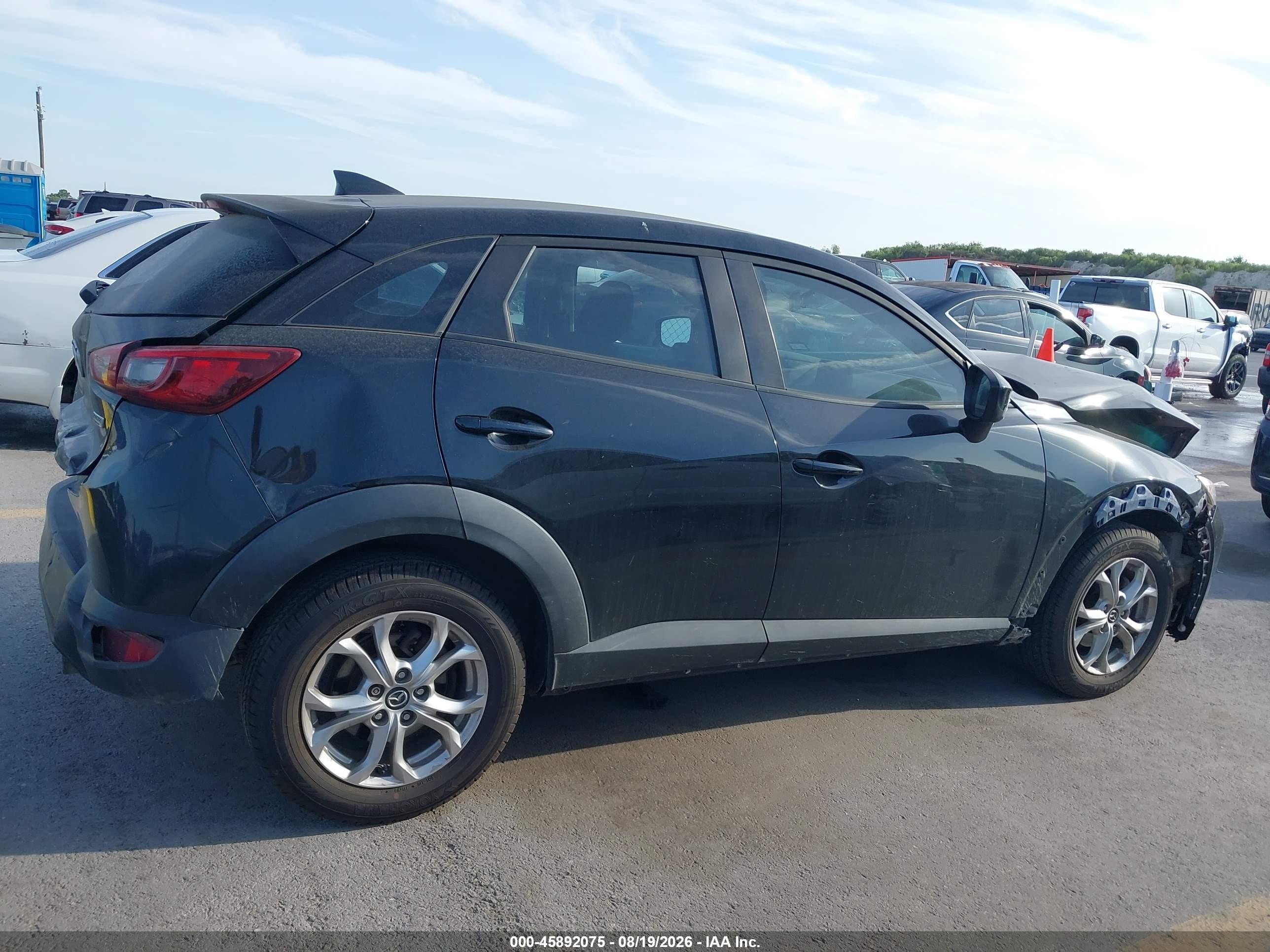 2016 Mazda Cx-3 Sport Black vin: JM1DKDB77G0137024