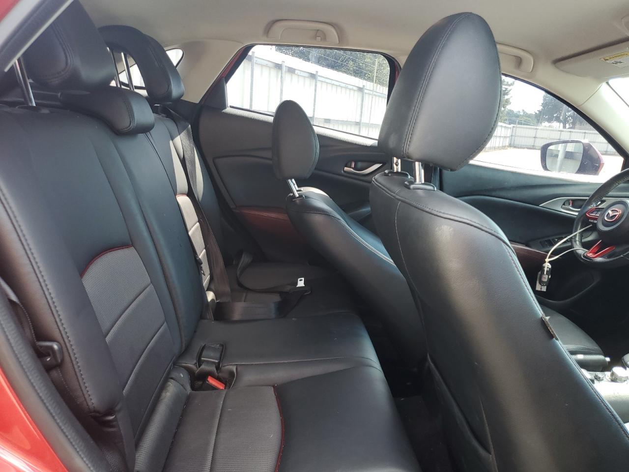 2018 Mazda Cx-3 Touring Red vin: JM1DKDC74J0325330
