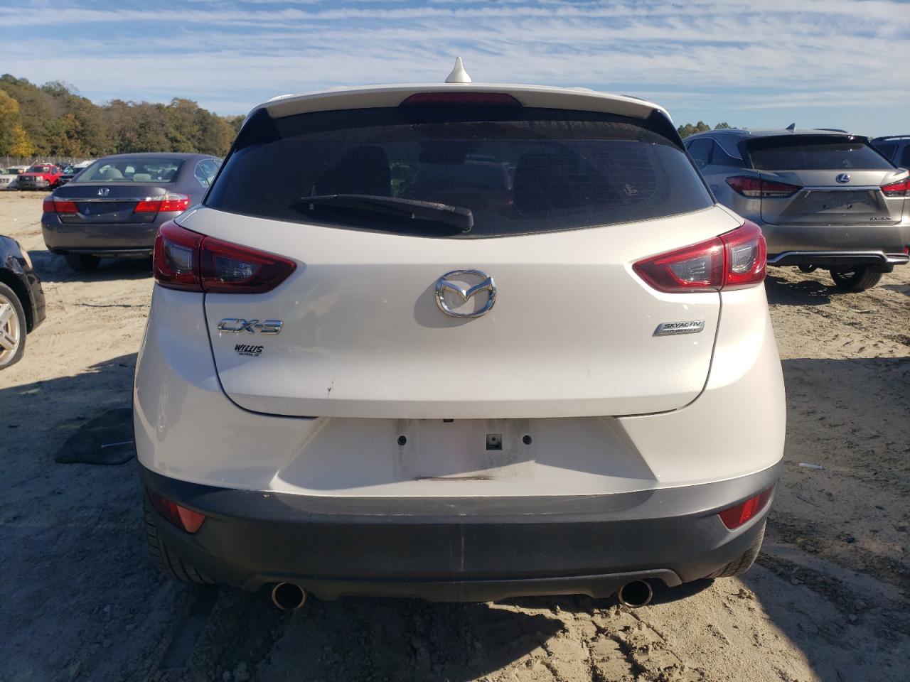 2018 Mazda Cx-3 Touring Белый vin: JM1DKDC74J0329362