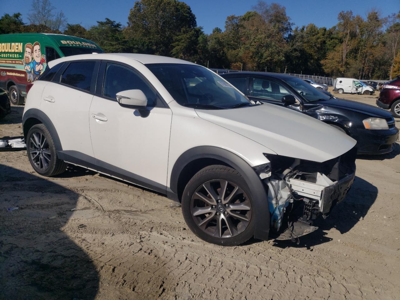 2018 Mazda Cx-3 Touring Белый vin: JM1DKDC74J0329362