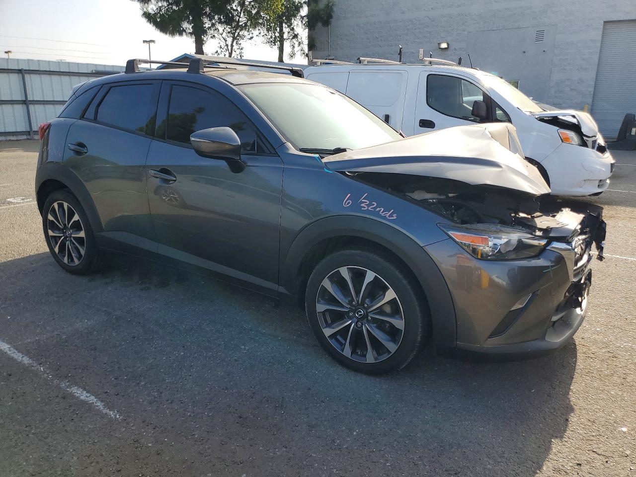 2019 Mazda Cx-3 Touring Gray vin: JM1DKDC7XK1460663