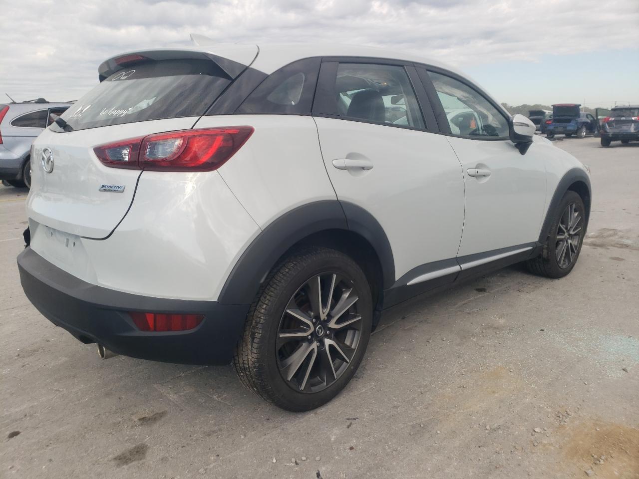 2017 Mazda Cx-3 Grand Touring White vin: JM1DKDD75H0146318