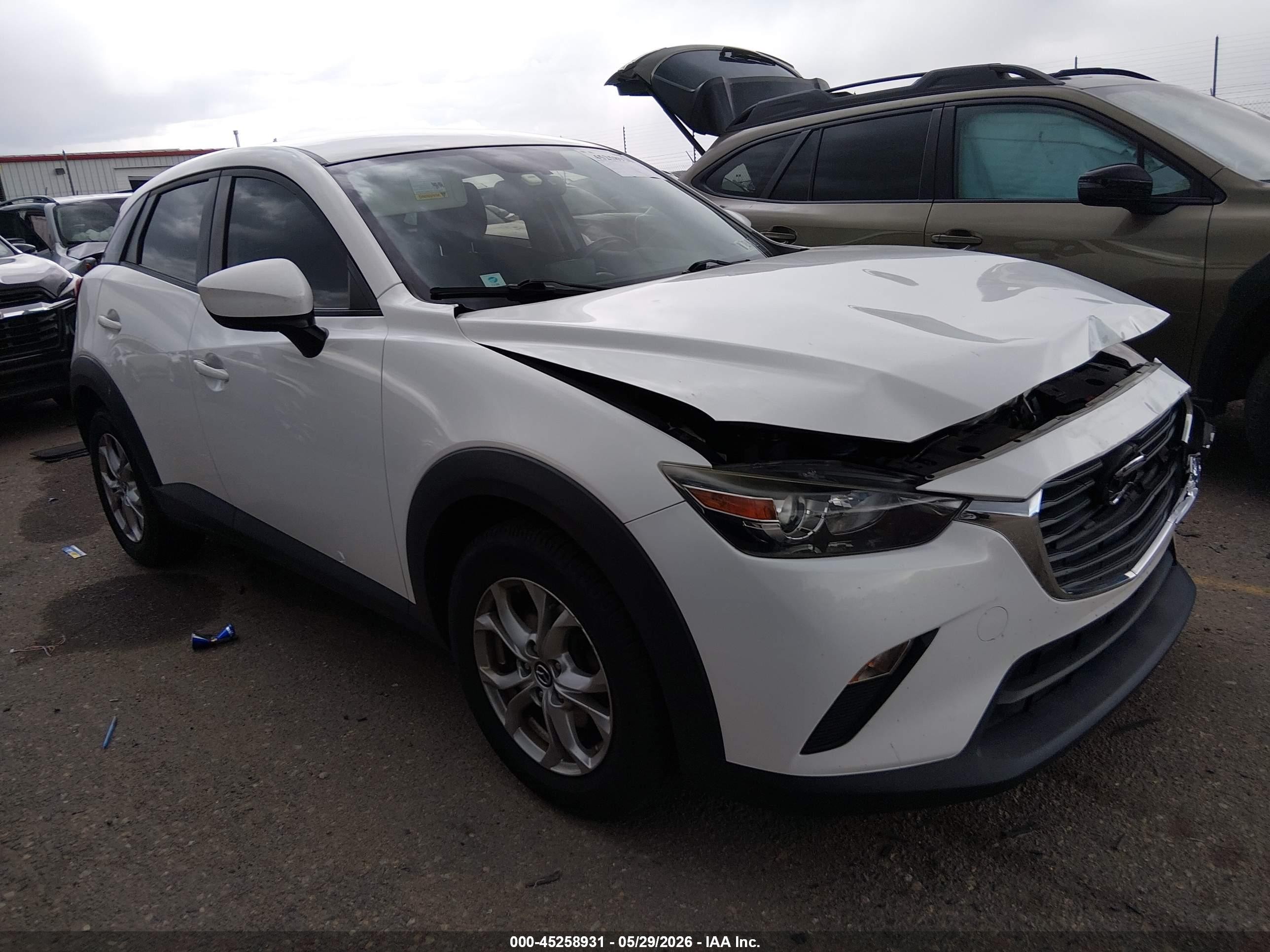 2016 Mazda Cx-3 Sport White vin: JM1DKFB71G0131957