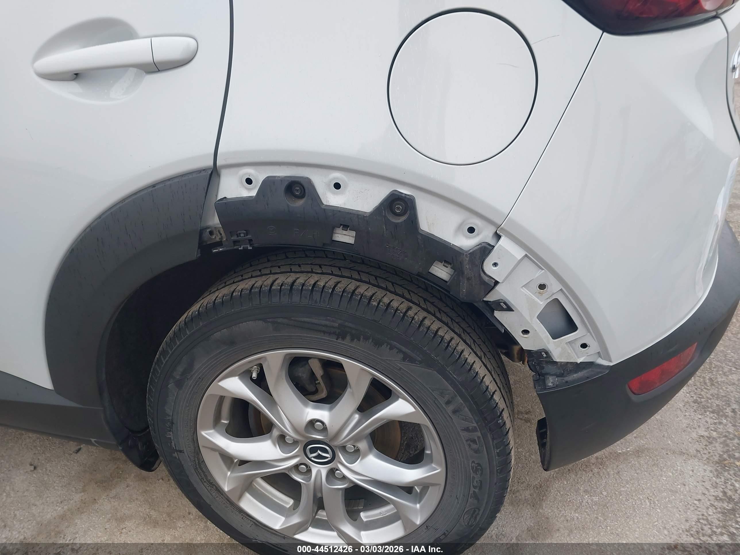 2019 Mazda Cx-3 Sport Серебряный vin: JM1DKFB73K1459593