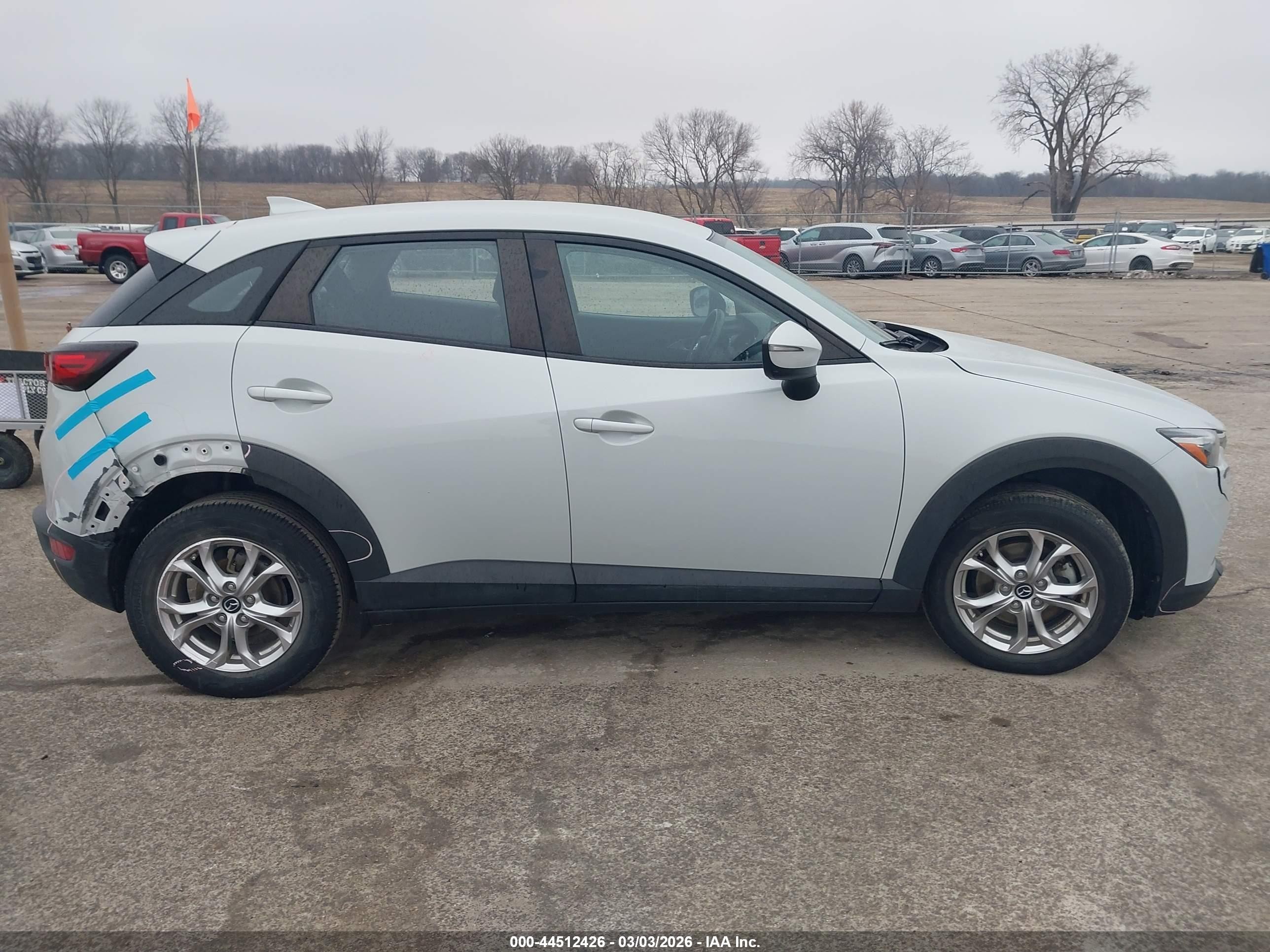 2019 Mazda Cx-3 Sport Серебряный vin: JM1DKFB73K1459593