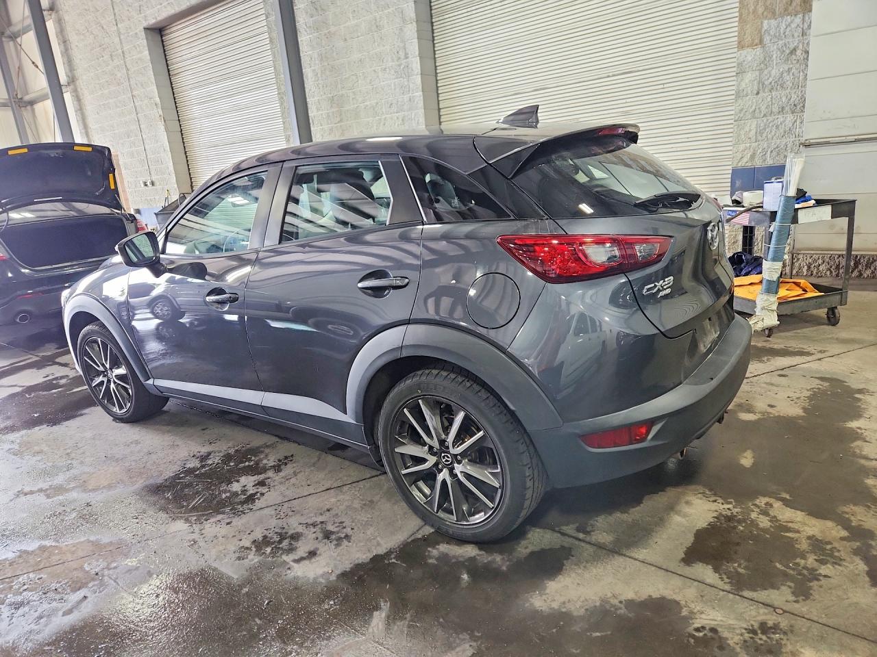 2017 Mazda Cx-3 Touring Gray vin: JM1DKFC70H0171690