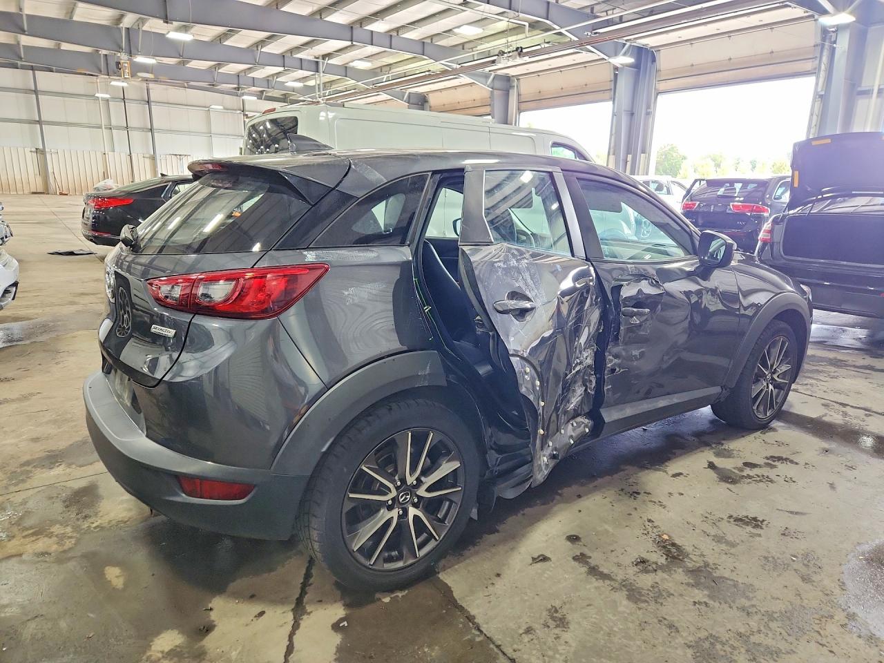 2017 Mazda Cx-3 Touring Gray vin: JM1DKFC70H0171690