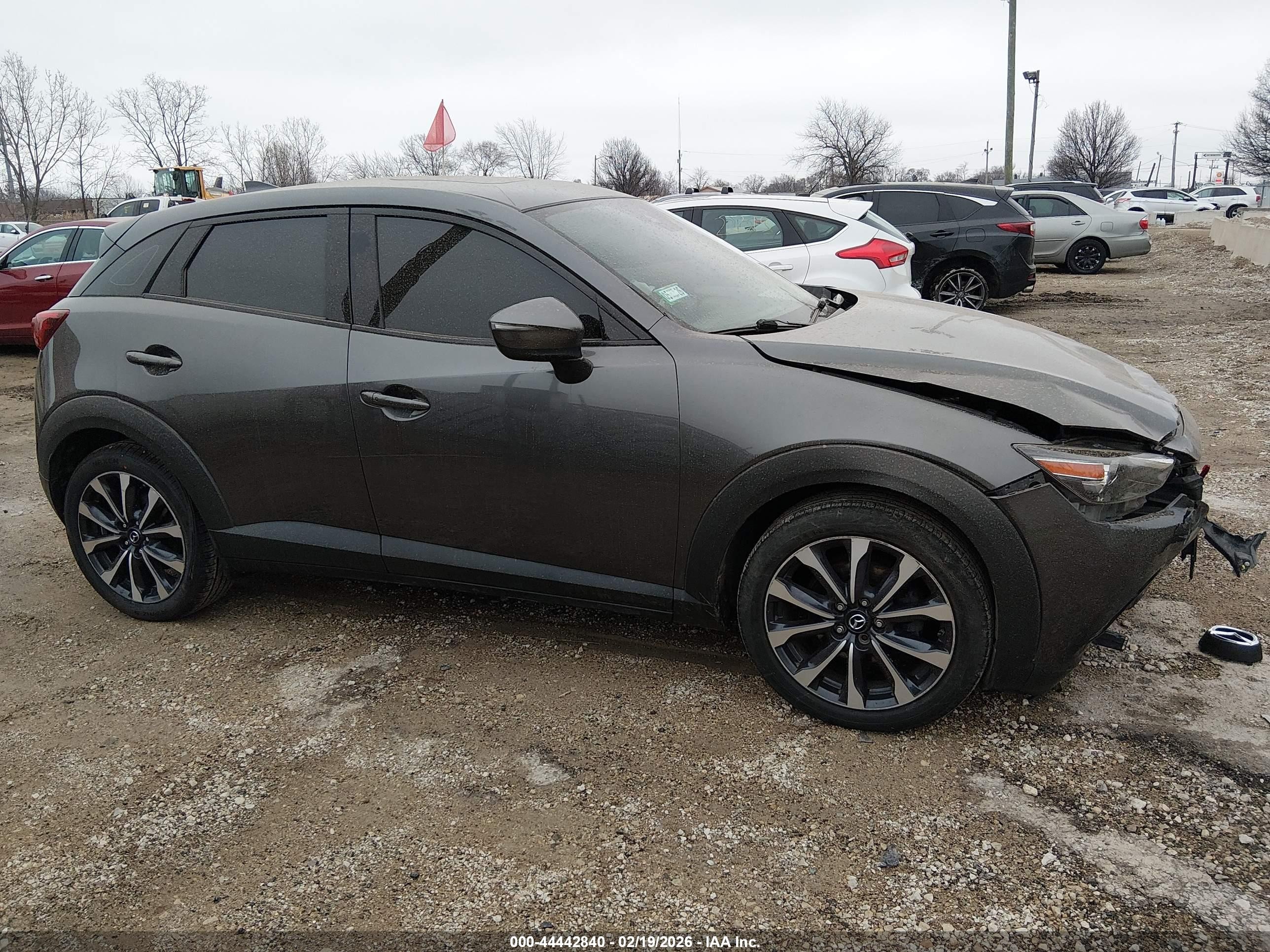 2019 Mazda Cx-3 Touring Серый vin: JM1DKFC78K1458972