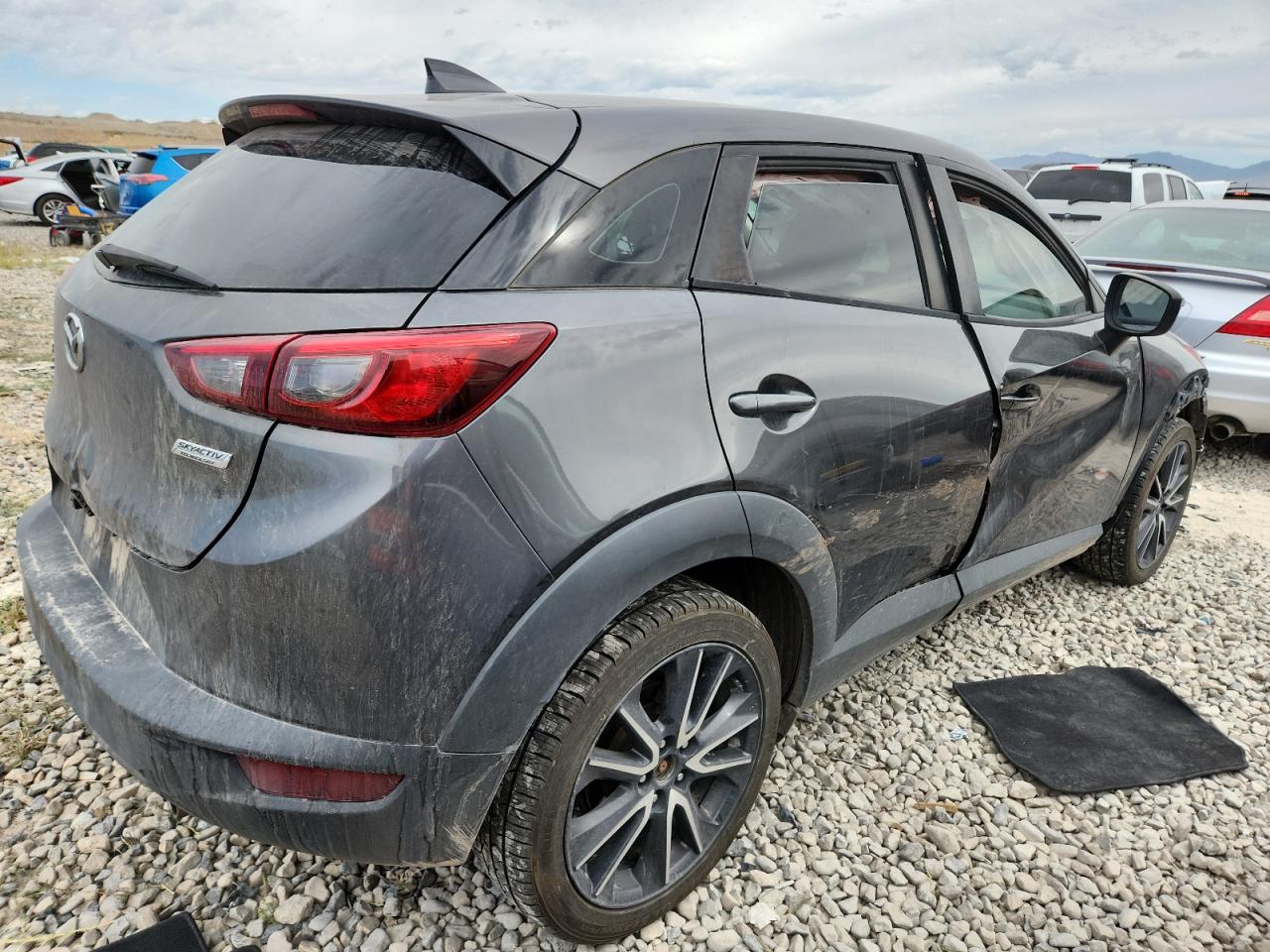 2018 Mazda Cx-3 Touring Серый vin: JM1DKFC7XJ0316899
