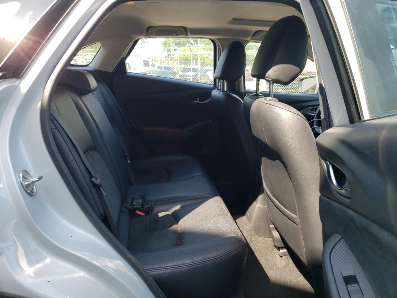 2016 Mazda Cx-3 Grand Touring White vin: JM1DKFD76G0127156
