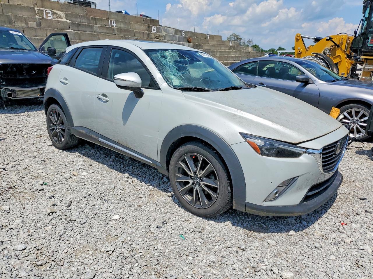 2016 Mazda Cx-3 Grand Touring Silver vin: JM1DKFD76G0127156