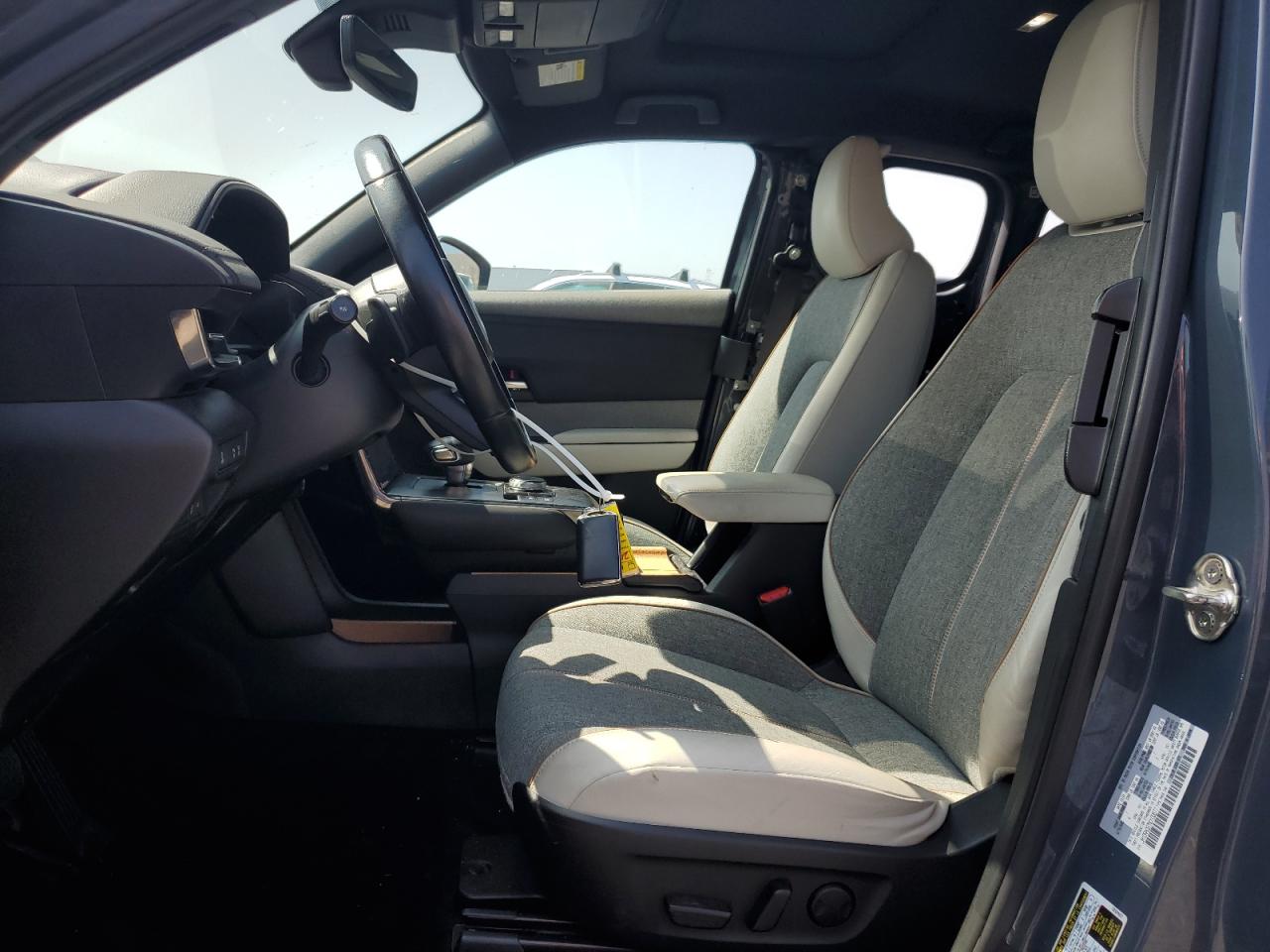 2022 Mazda Mx-30 Premium   Gray vin: JM1DRACB7N0100677