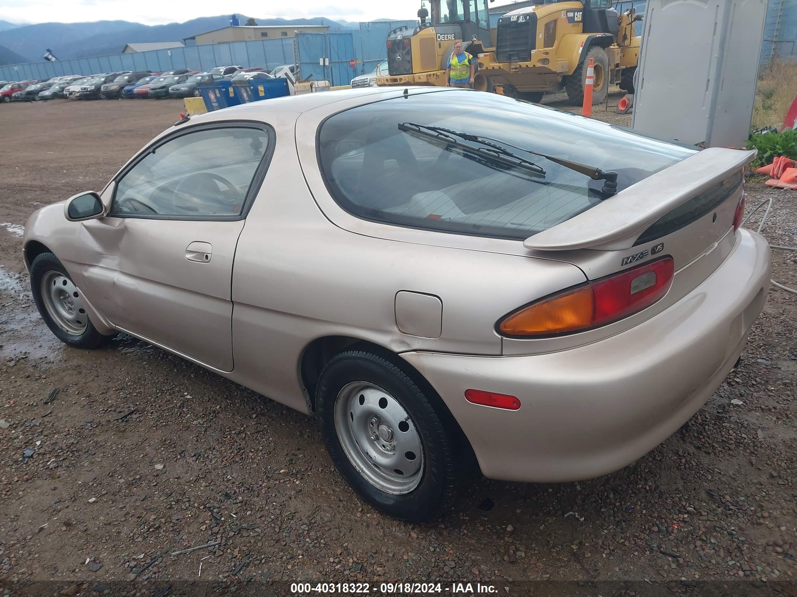 1992 Mazda Mx-3 Gs Gold vin: JM1EC4325N0134379