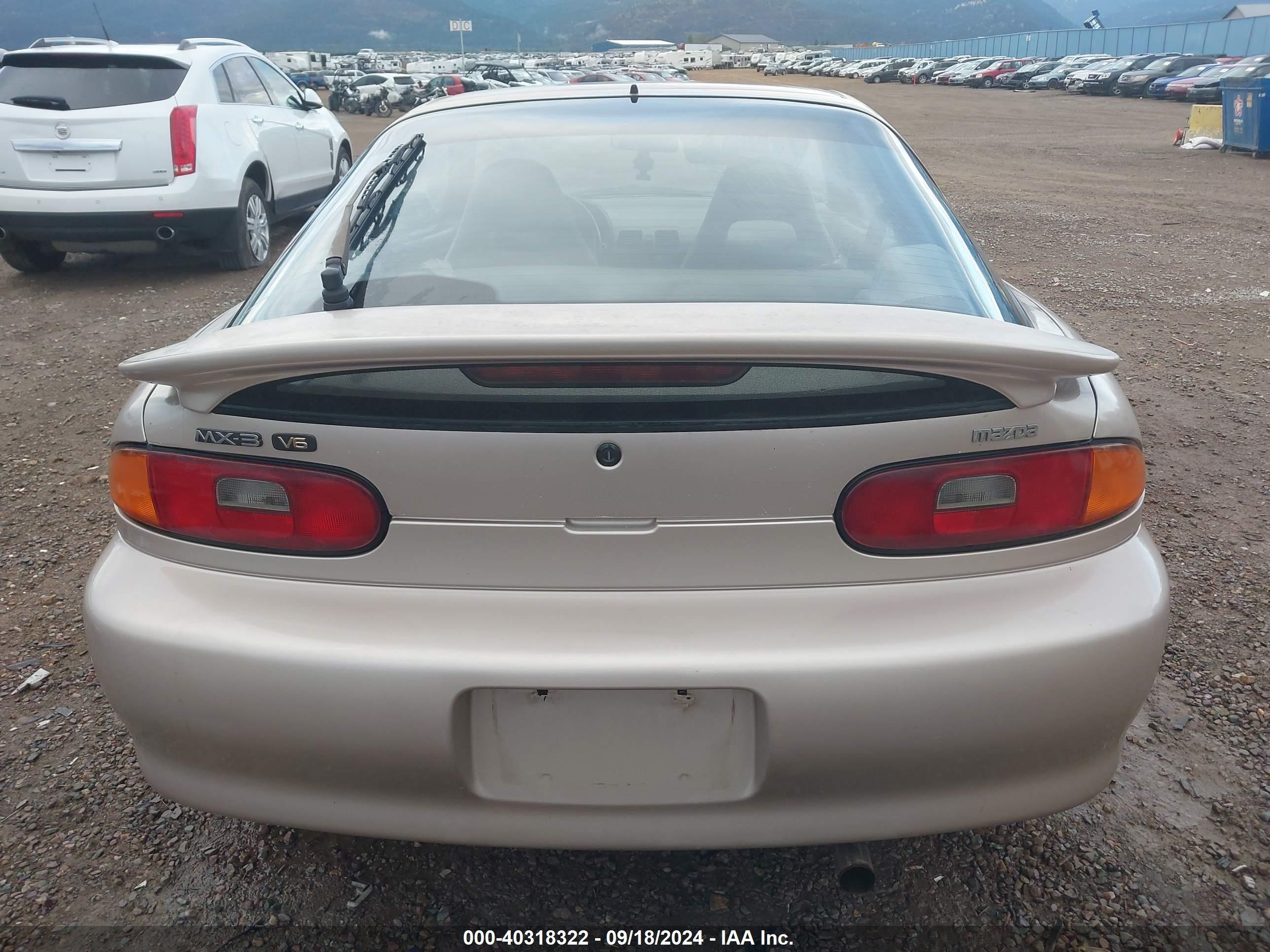 1992 Mazda Mx-3 Gs Gold vin: JM1EC4325N0134379