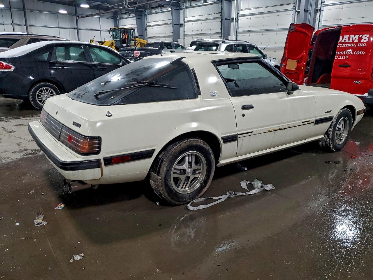 1983 Mazda Rx7 White vin: JM1FB3316D0751619
