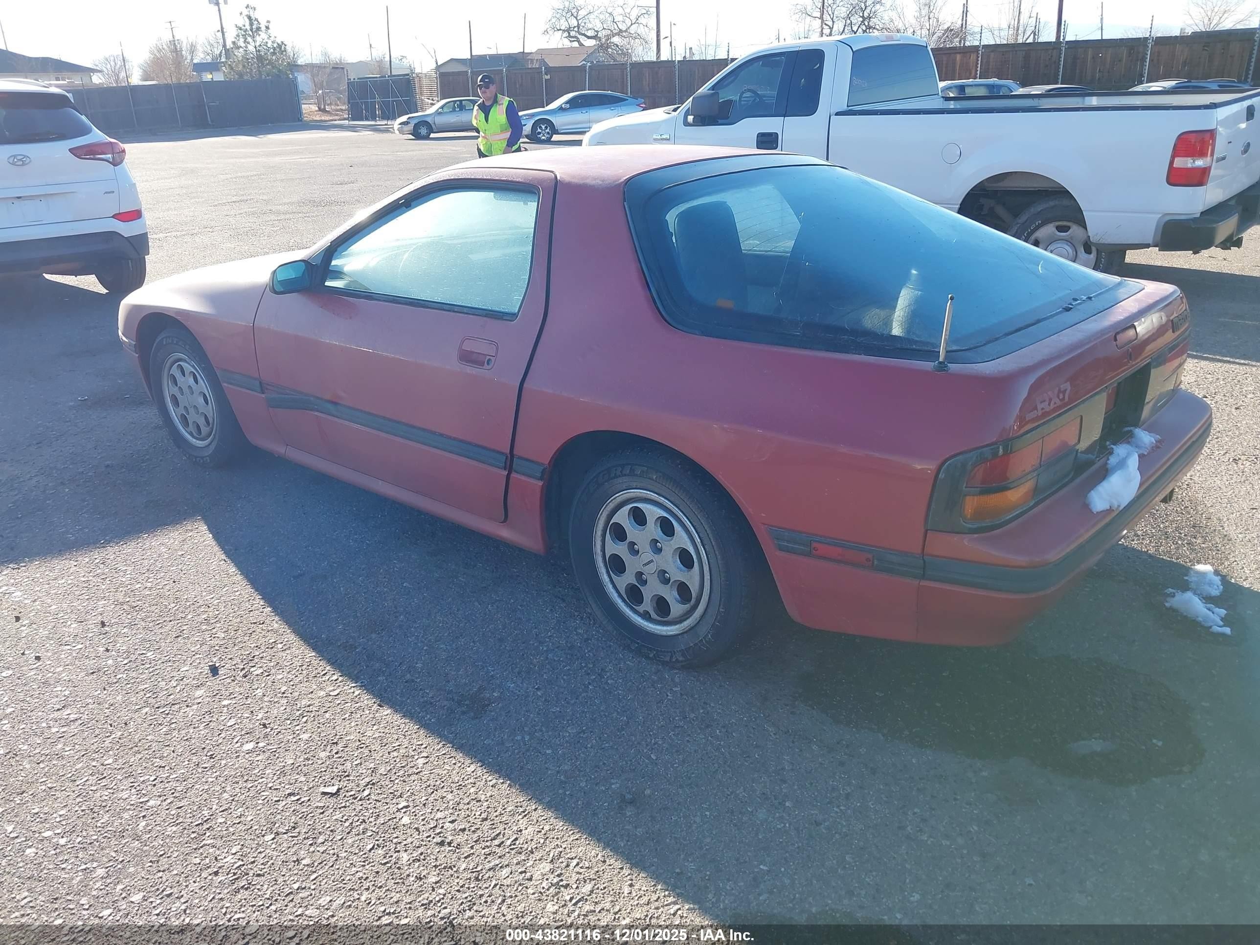 1987 Mazda Rx7   Red vin: JM1FC3316H0515751